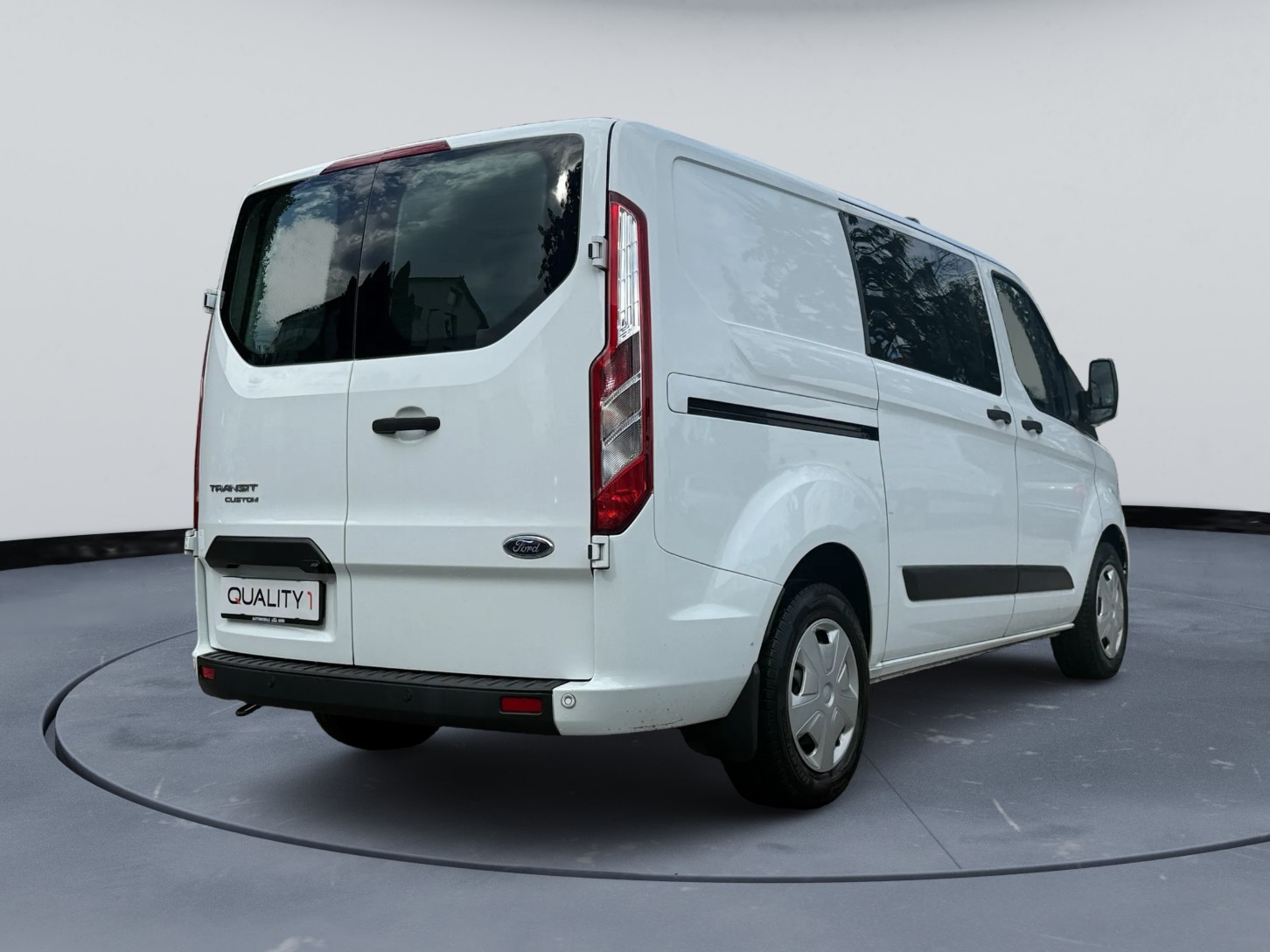 FORD Transit Custom Van 320 L1H1 *Frisch ab MFK bei übergabe*Frisch ab Service*Rückfahrkamera*8Fach Bereift*Navigation*Tempomat*-image-4