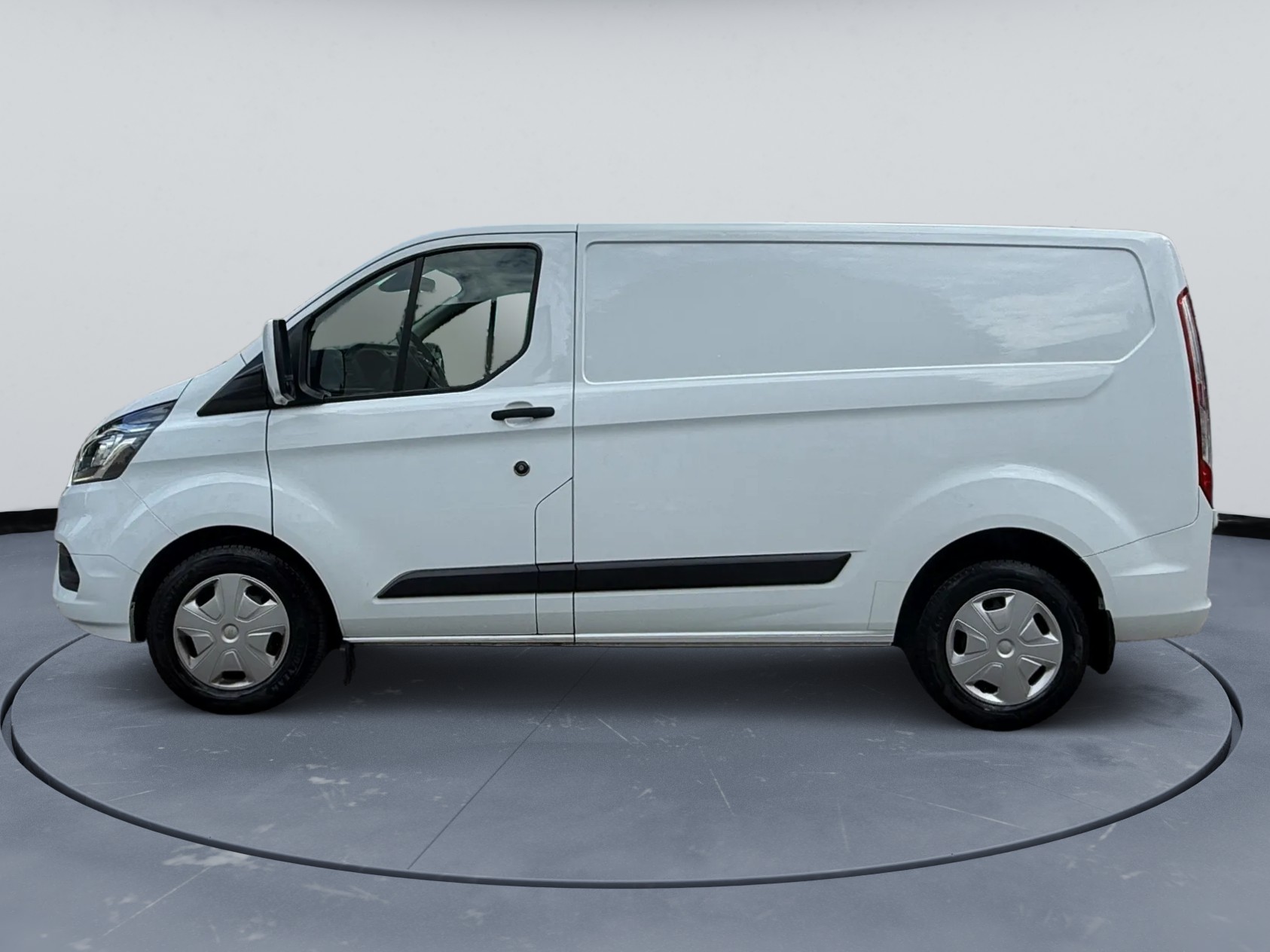 FORD Transit Custom Van 320 L1H1 *Frisch ab MFK bei übergabe*Frisch ab Service*Rückfahrkamera*8Fach Bereift*Navigation*Tempomat*-image-7