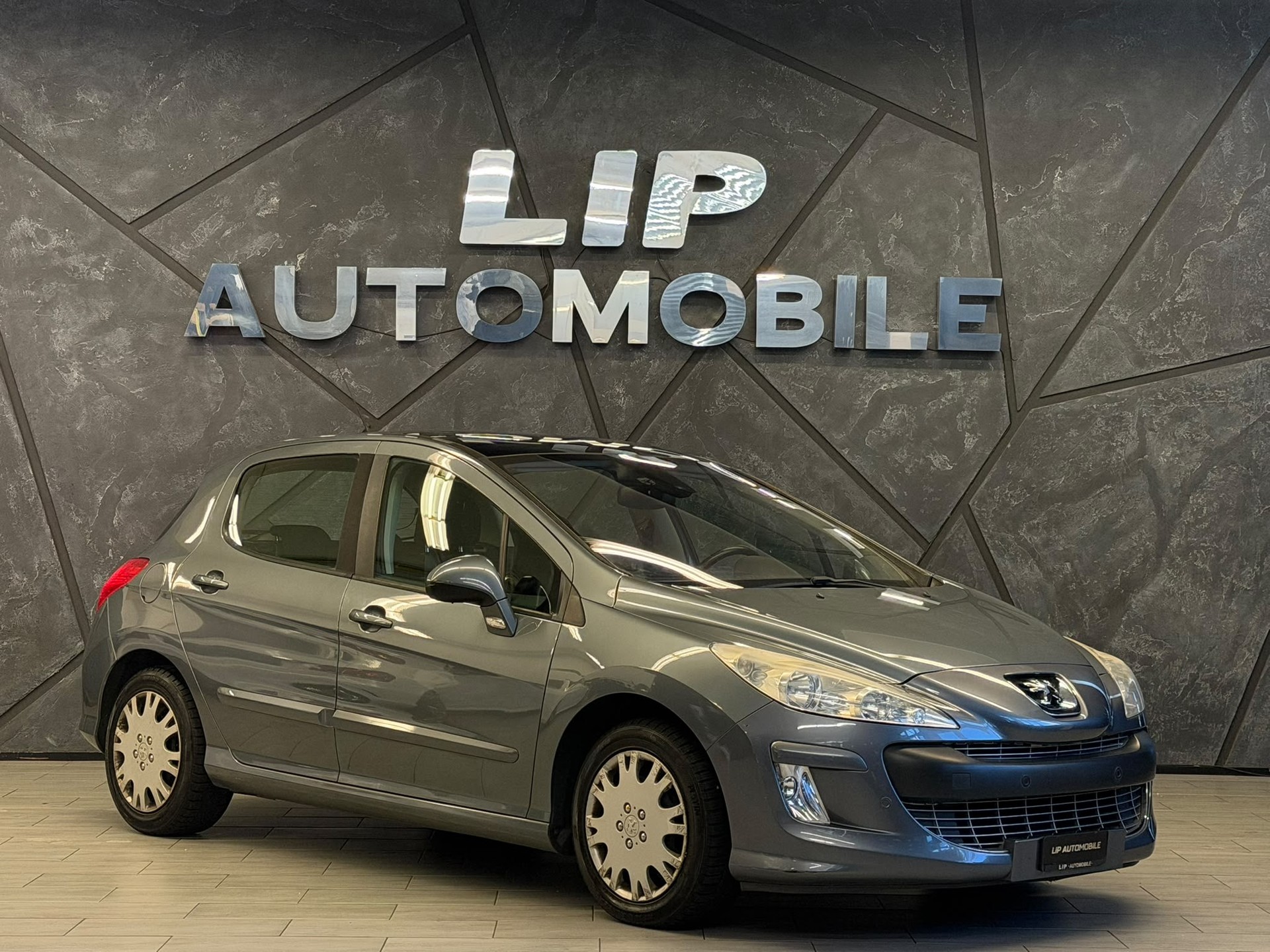PEUGEOT 308 1.6 16V T Sport Pack Automatic-image-2