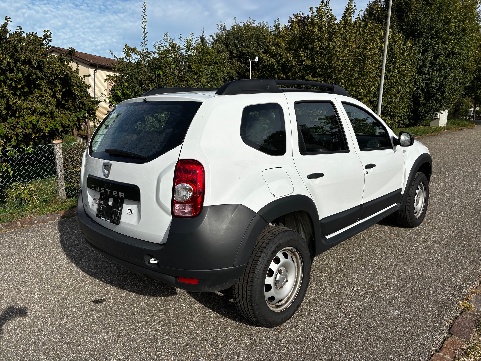 DACIA Duster 1.6 City 4x2-image-4