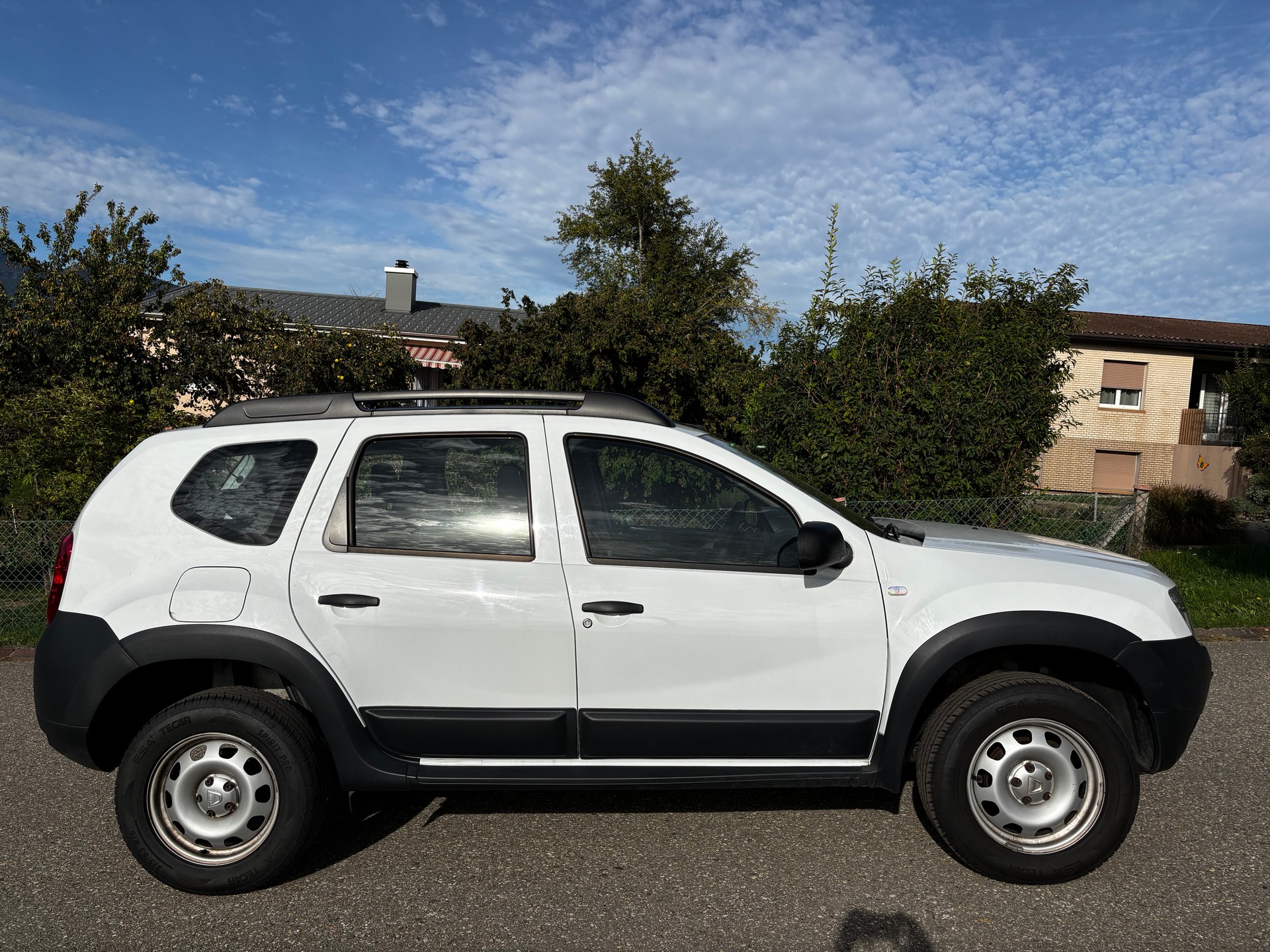 DACIA Duster 1.6 City 4x2-image-3