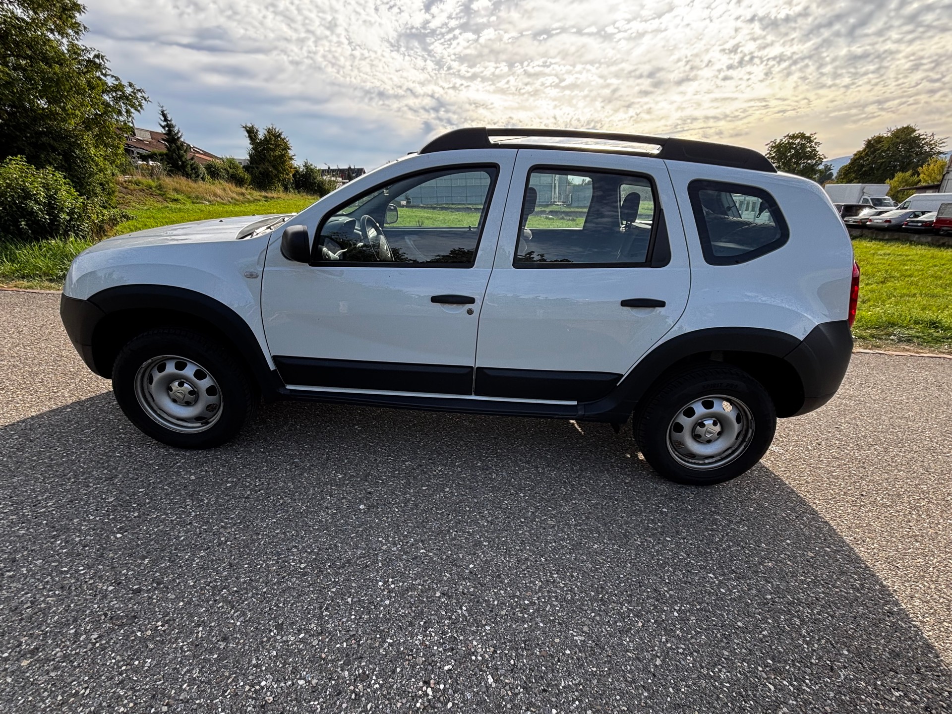 DACIA Duster 1.6 City 4x2-image-2