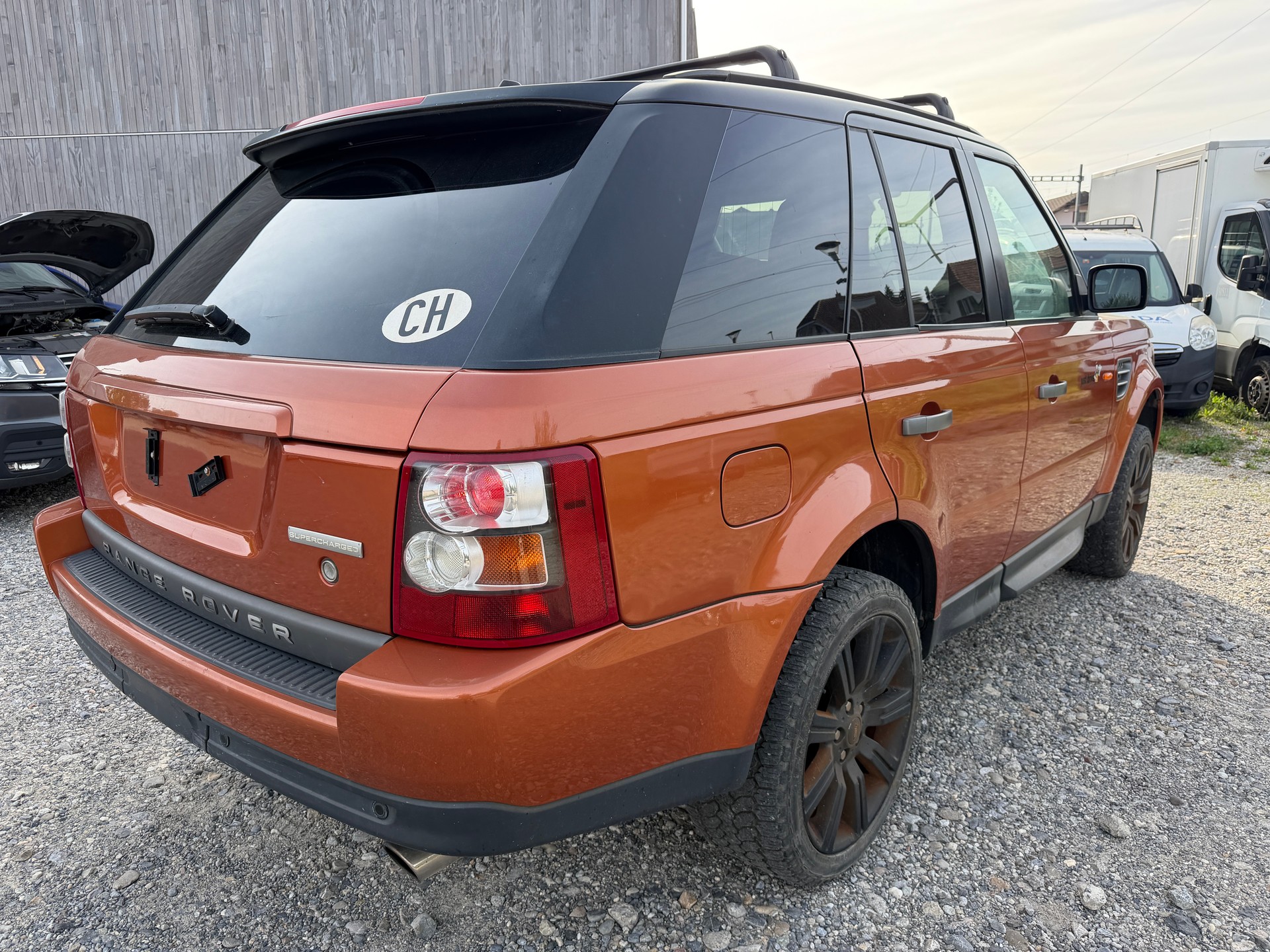LAND ROVER Range Rover Sport 4.4 V8 HSE Automatic-image-2