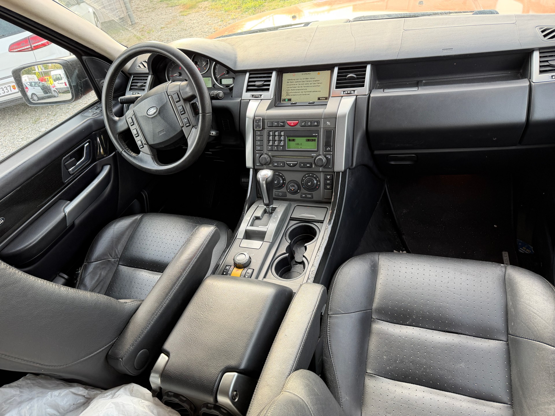 LAND ROVER Range Rover Sport 4.4 V8 HSE Automatic-image-5