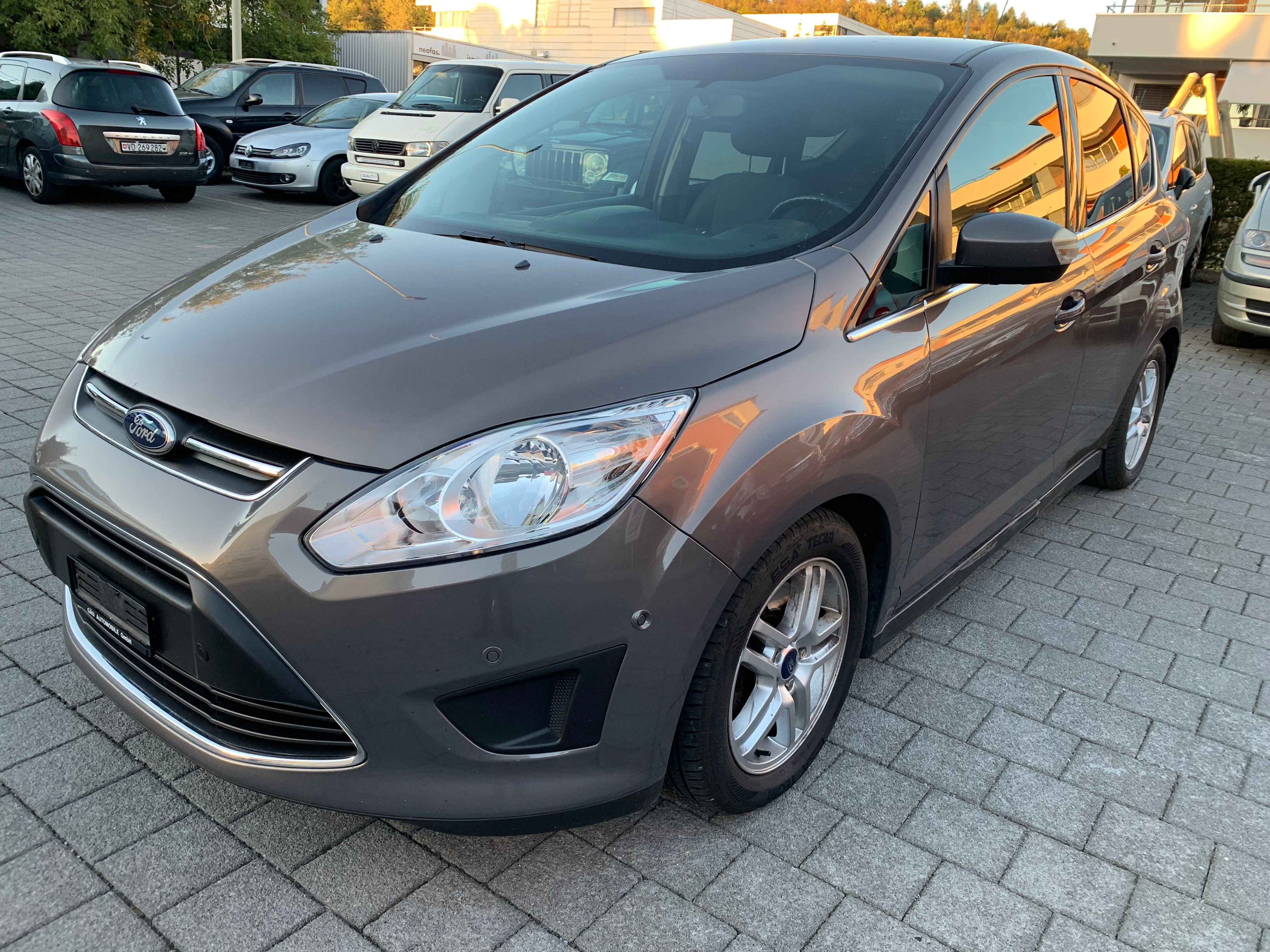 Car photo