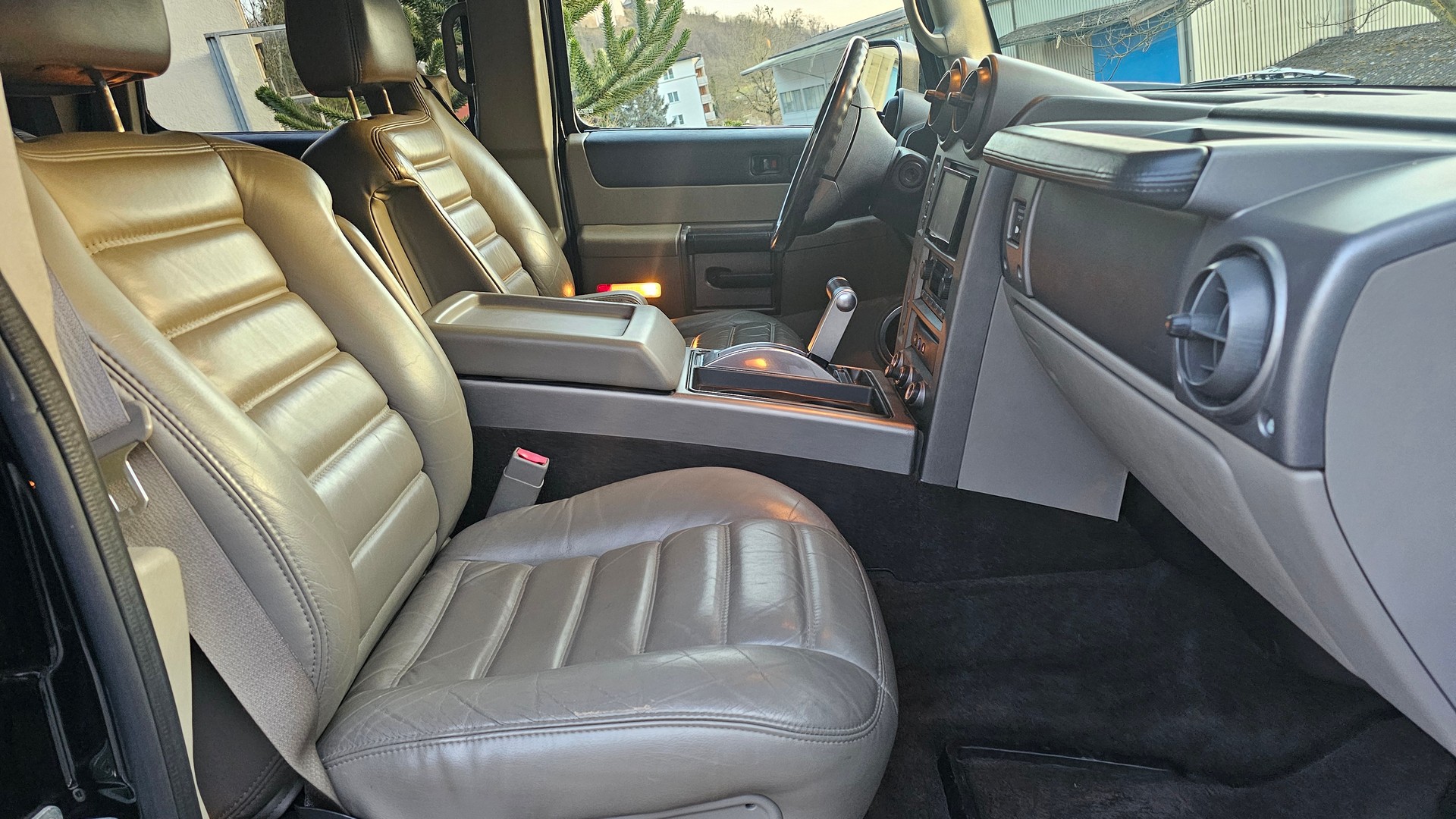 HUMMER H2 6.0-image-8
