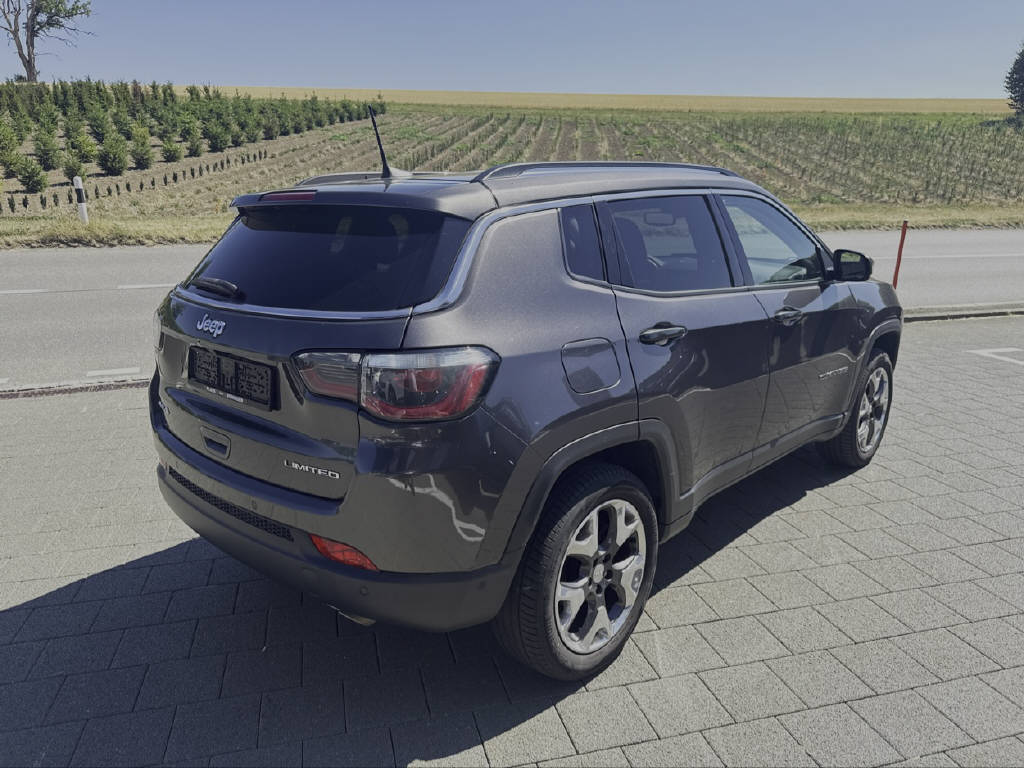 JEEP Compass 2.0 CRD Limited AWD-image-13