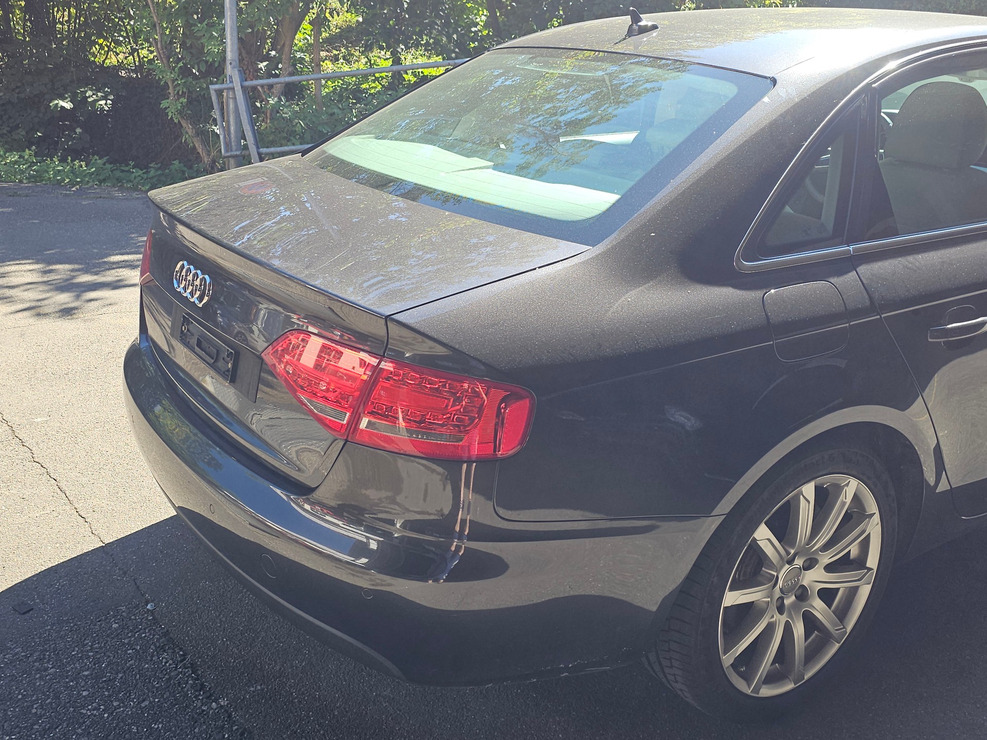 AUDI A4-image-5