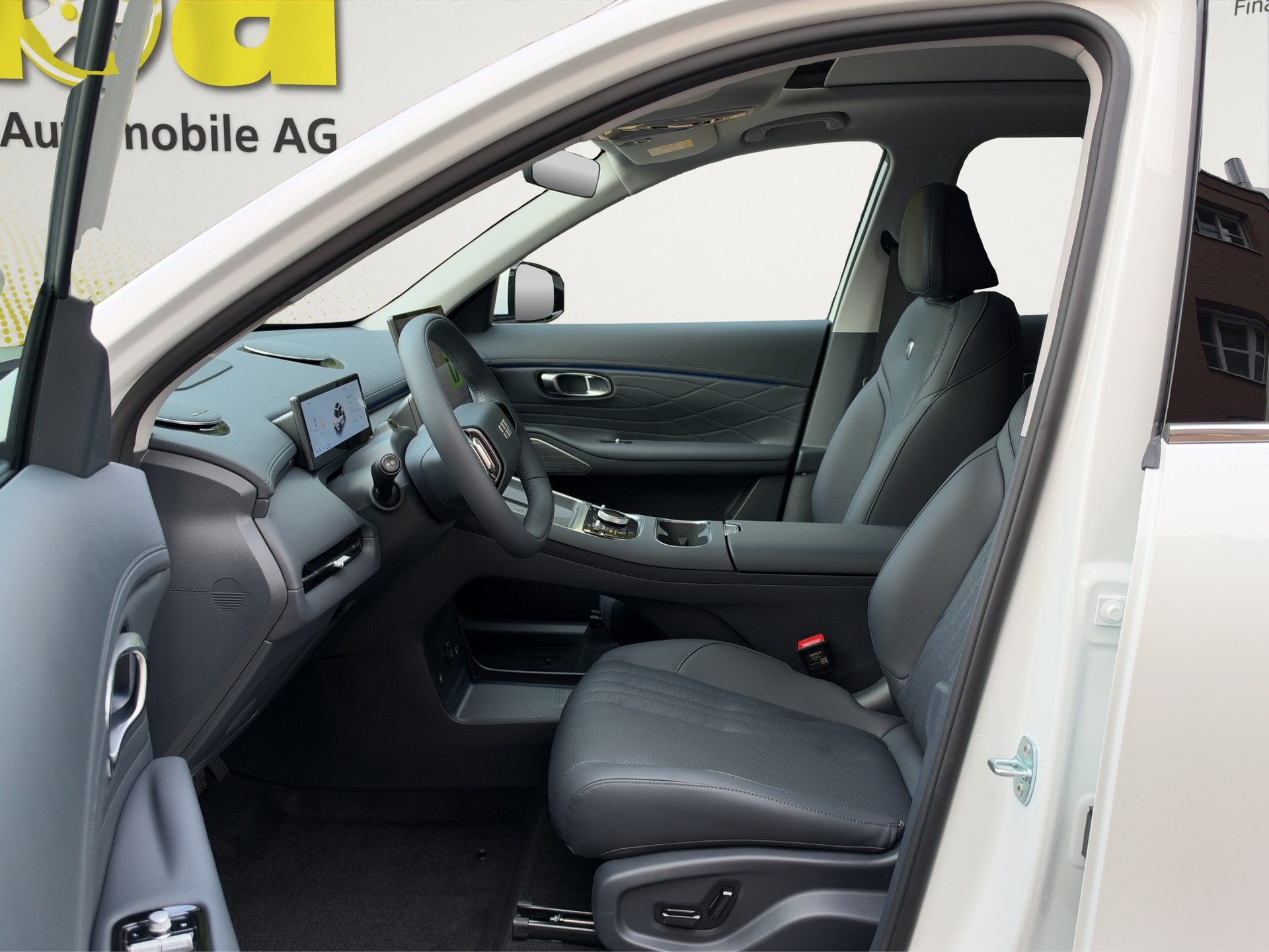 GEELY EM-i Max+ PHEV-image-11