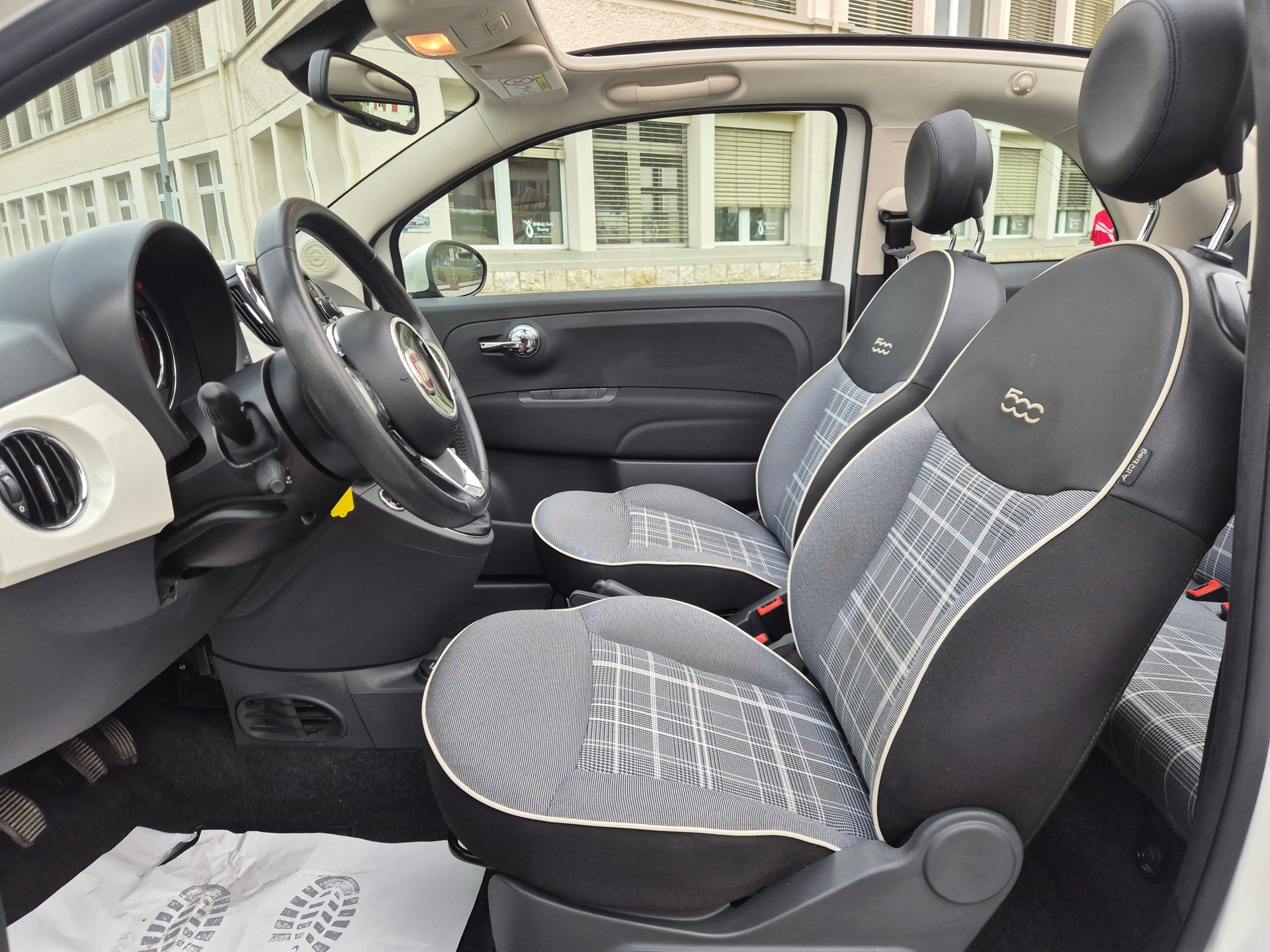 FIAT 500C 1.2 Lounge-image-9