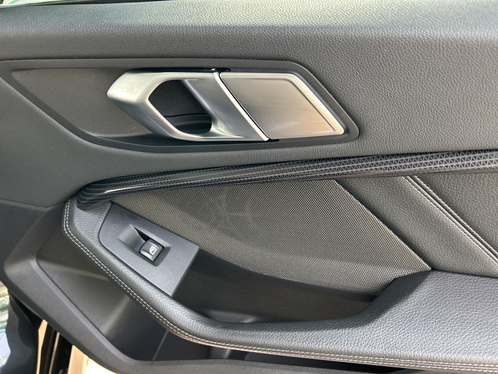 BMW M235i xDrive Gran Coupé-image-24