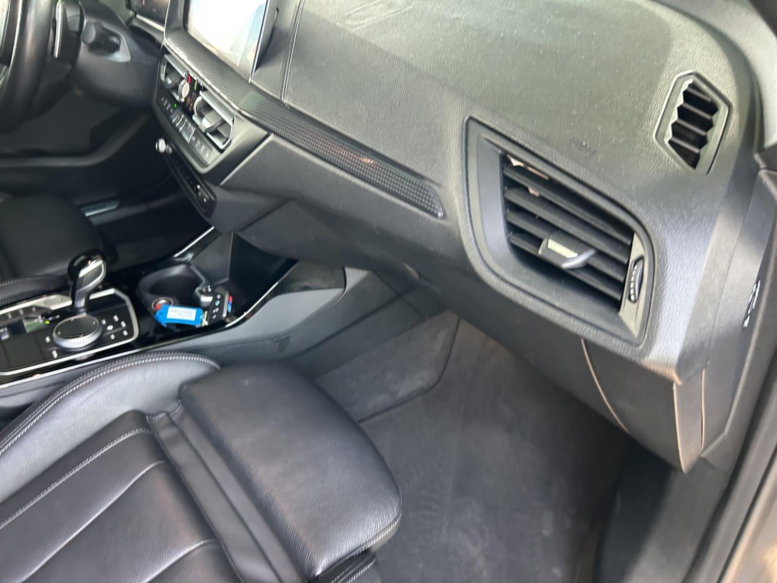 BMW M235i xDrive Gran Coupé-image-12