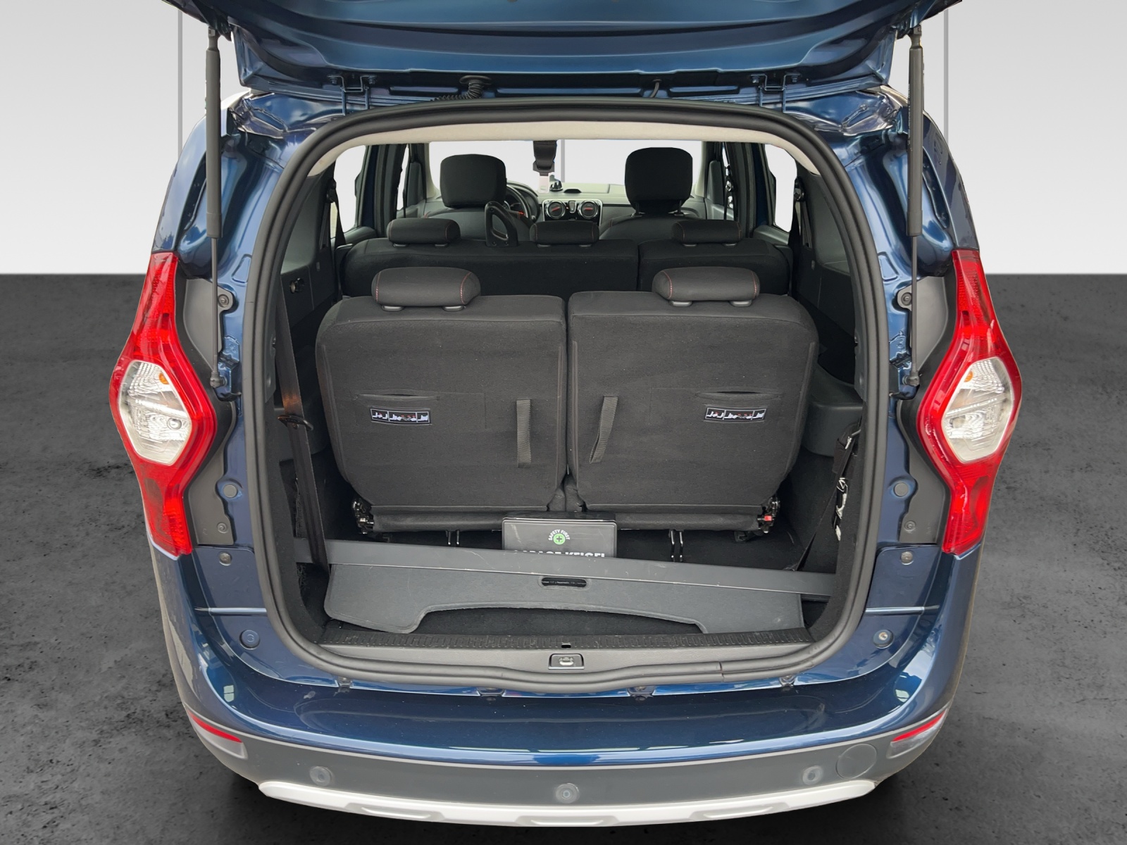 DACIA Lodgy 1.6 Stepway 7PL-image-13
