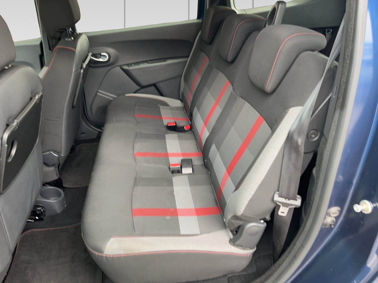 DACIA Lodgy 1.6 Stepway 7PL-image-11
