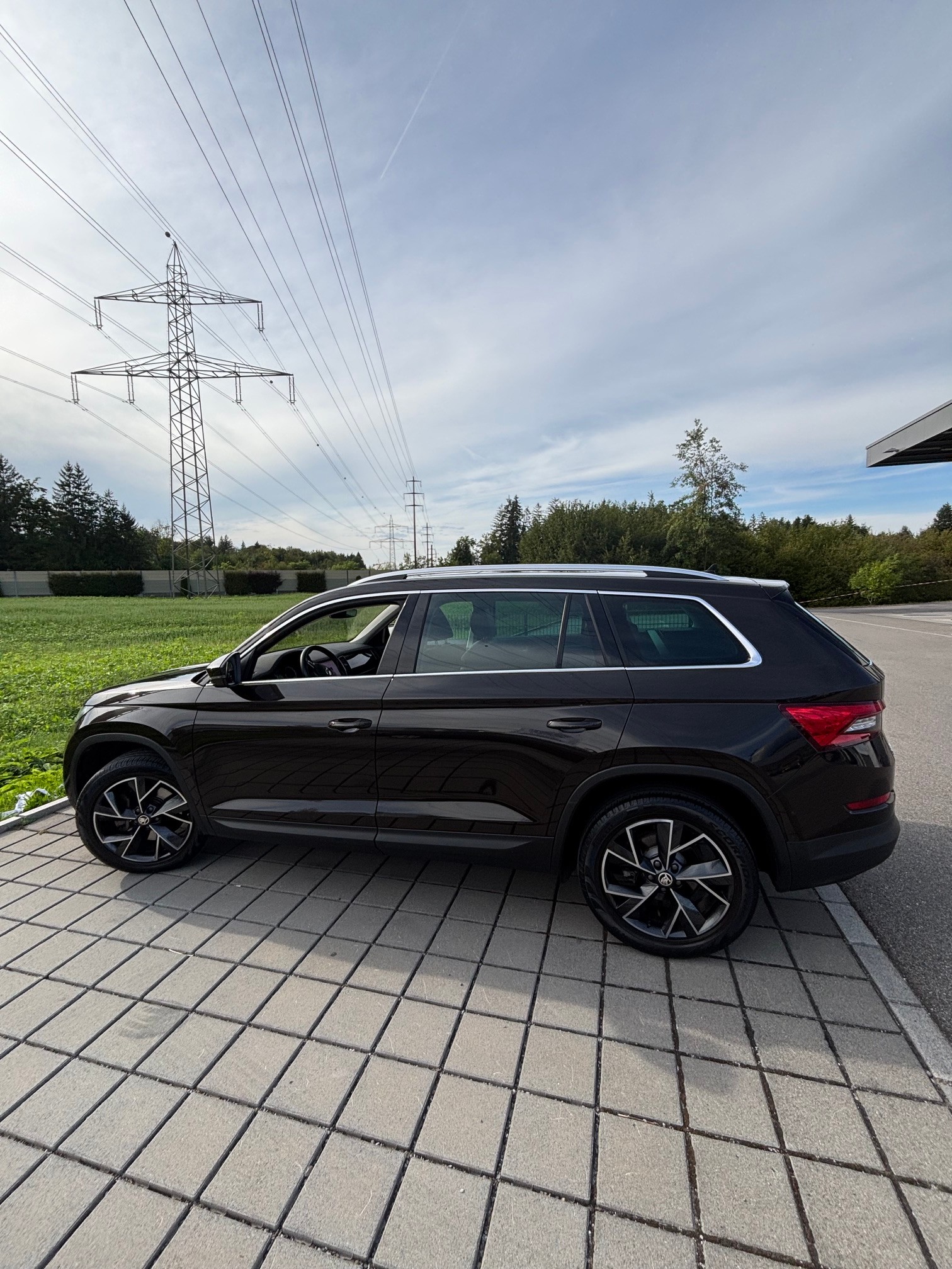 SKODA 2.0 TSI Style DSG-image-2