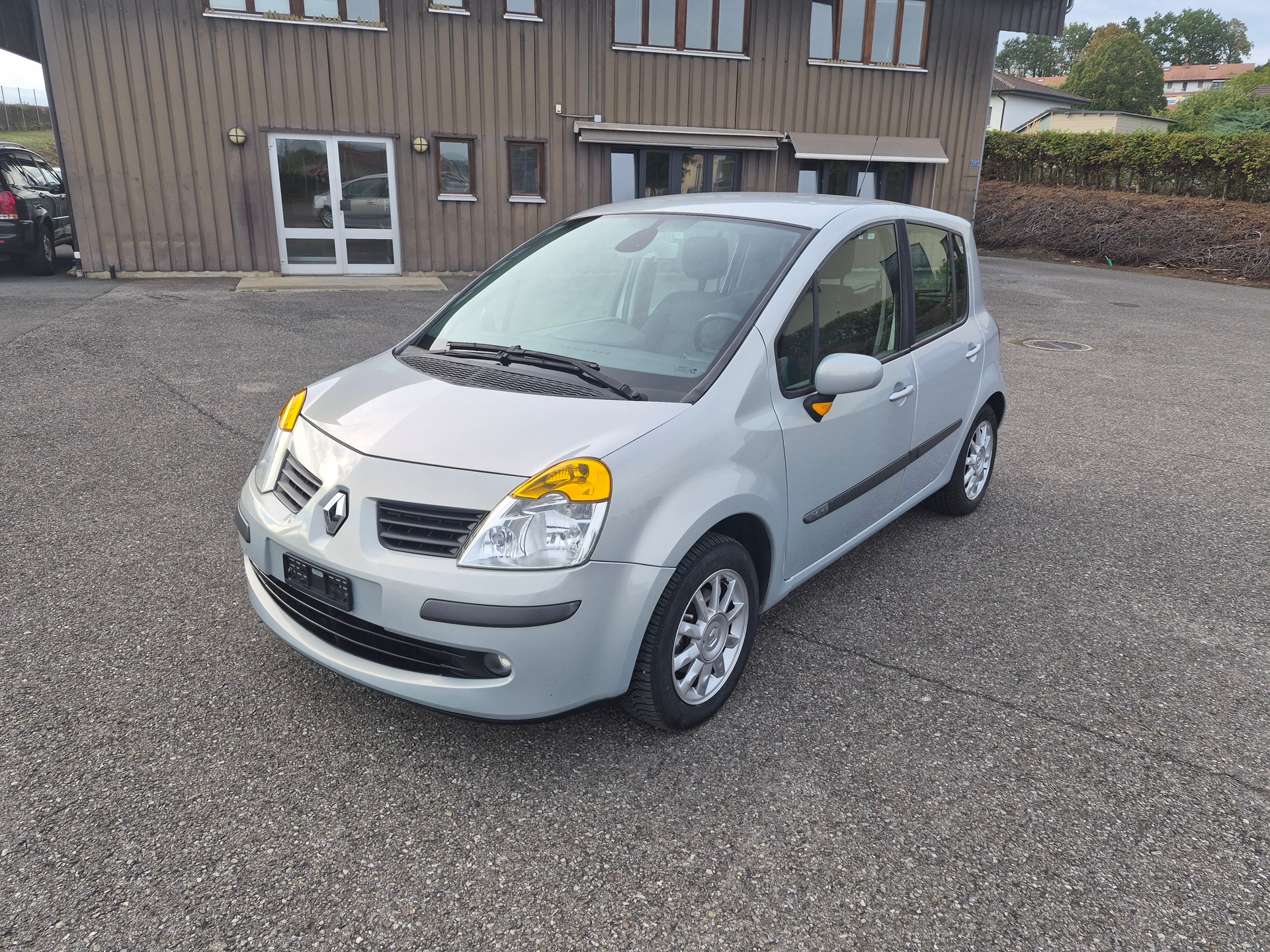 RENAULT Modus 1.6 16V Dynamique Luxe-image-0