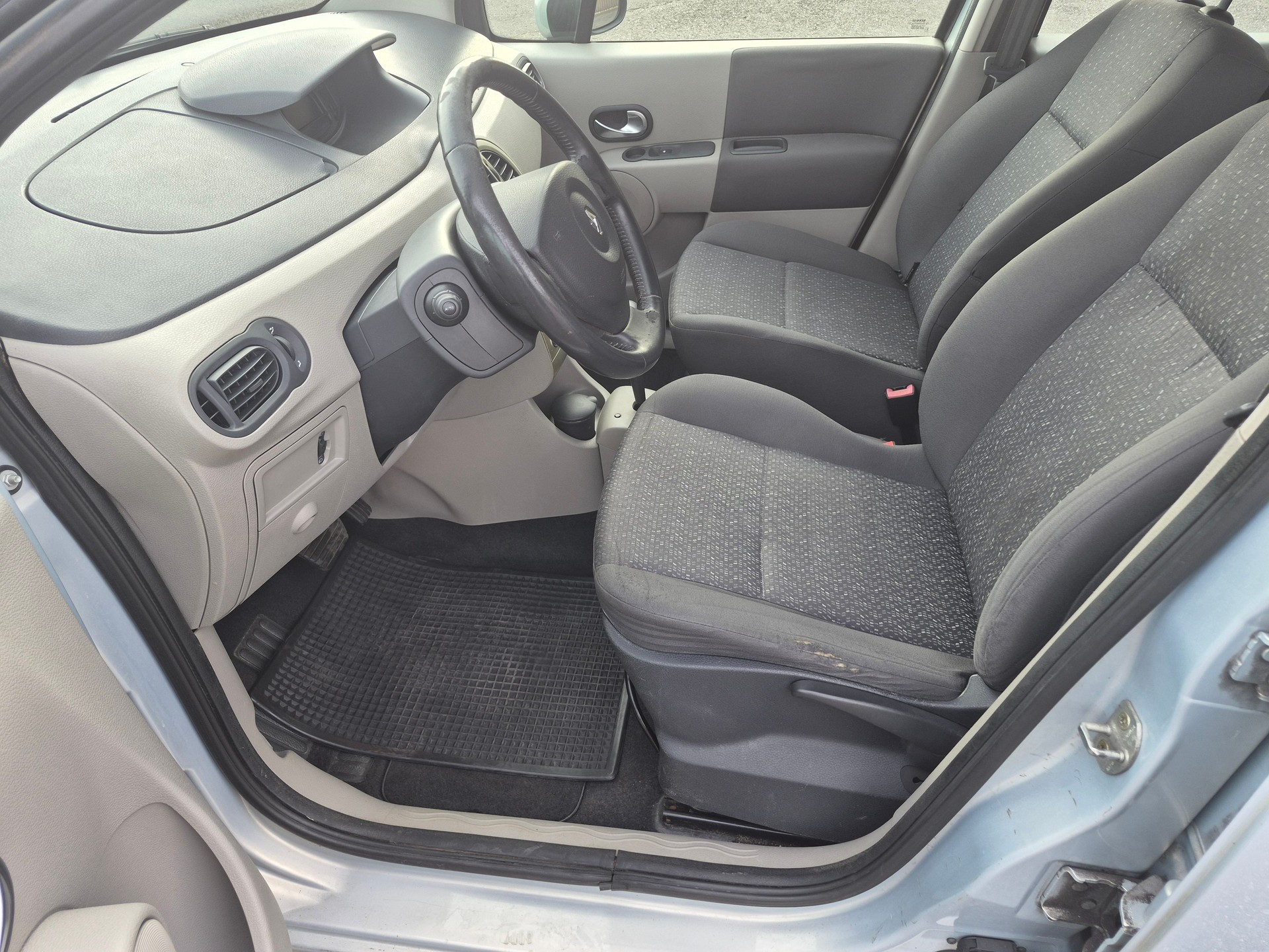 RENAULT Modus 1.6 16V Dynamique Luxe-image-5