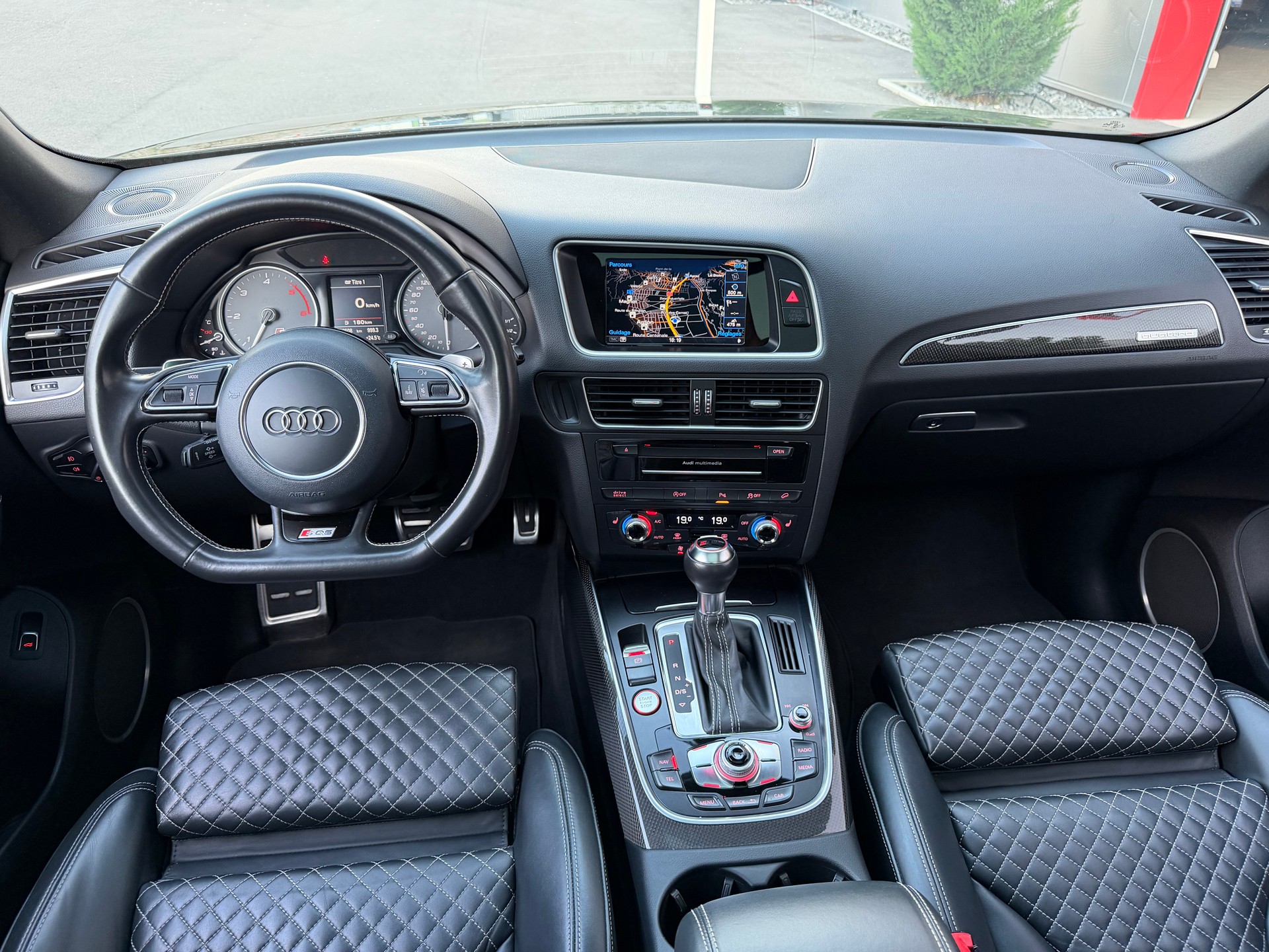 AUDI SQ5 3.0 TDI quattro tiptronic-image-14