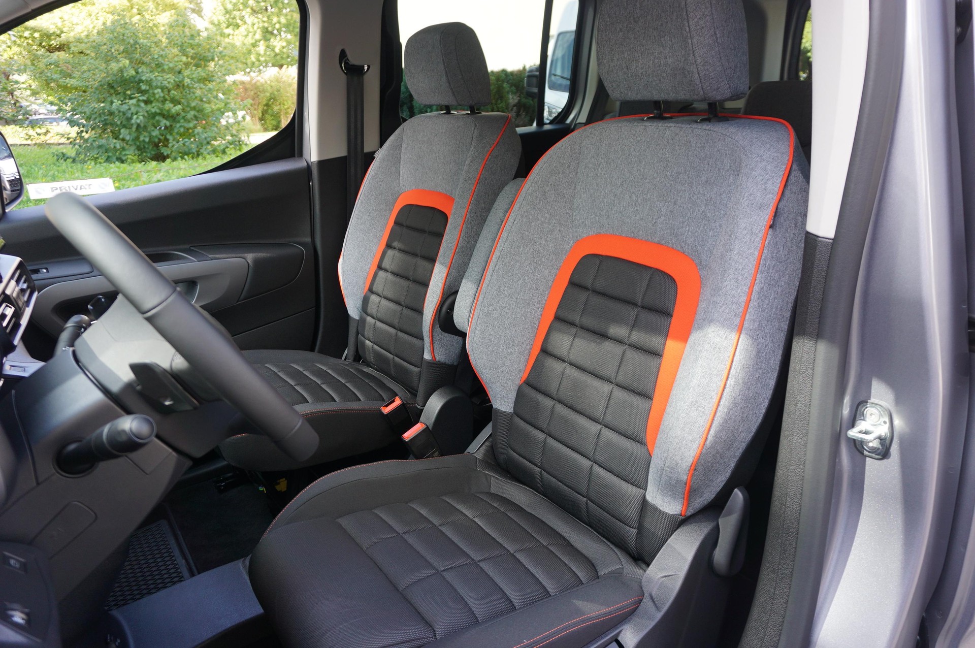 CITROEN Berlingo 1.5 BlueHDi 130 Edition 30-image-8