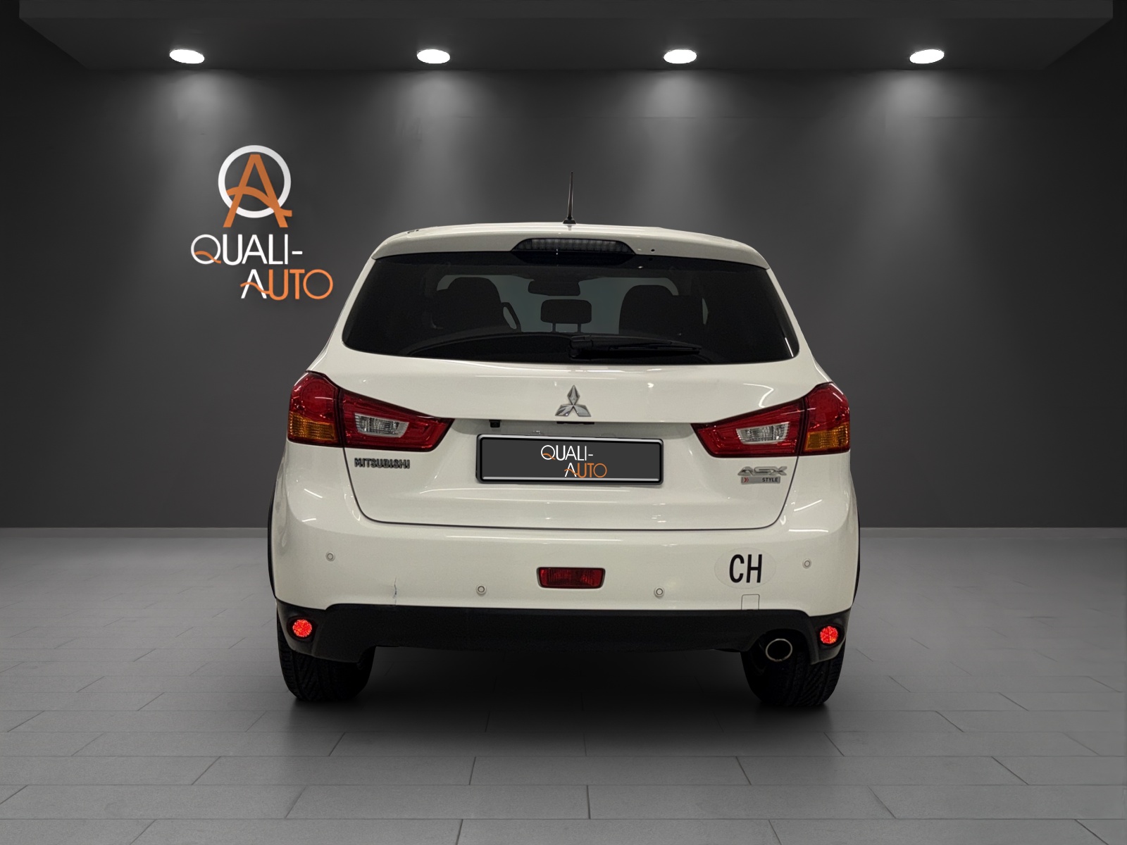 MITSUBISHI ASX 2.2 DID Style 4WD Automatic-image-4