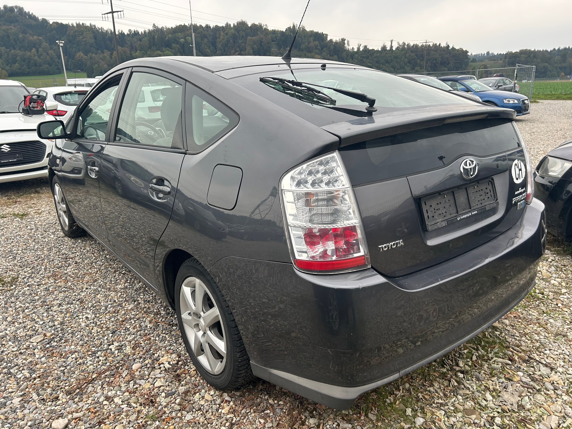 TOYOTA Prius 1.5 16V Hybrid-image-5