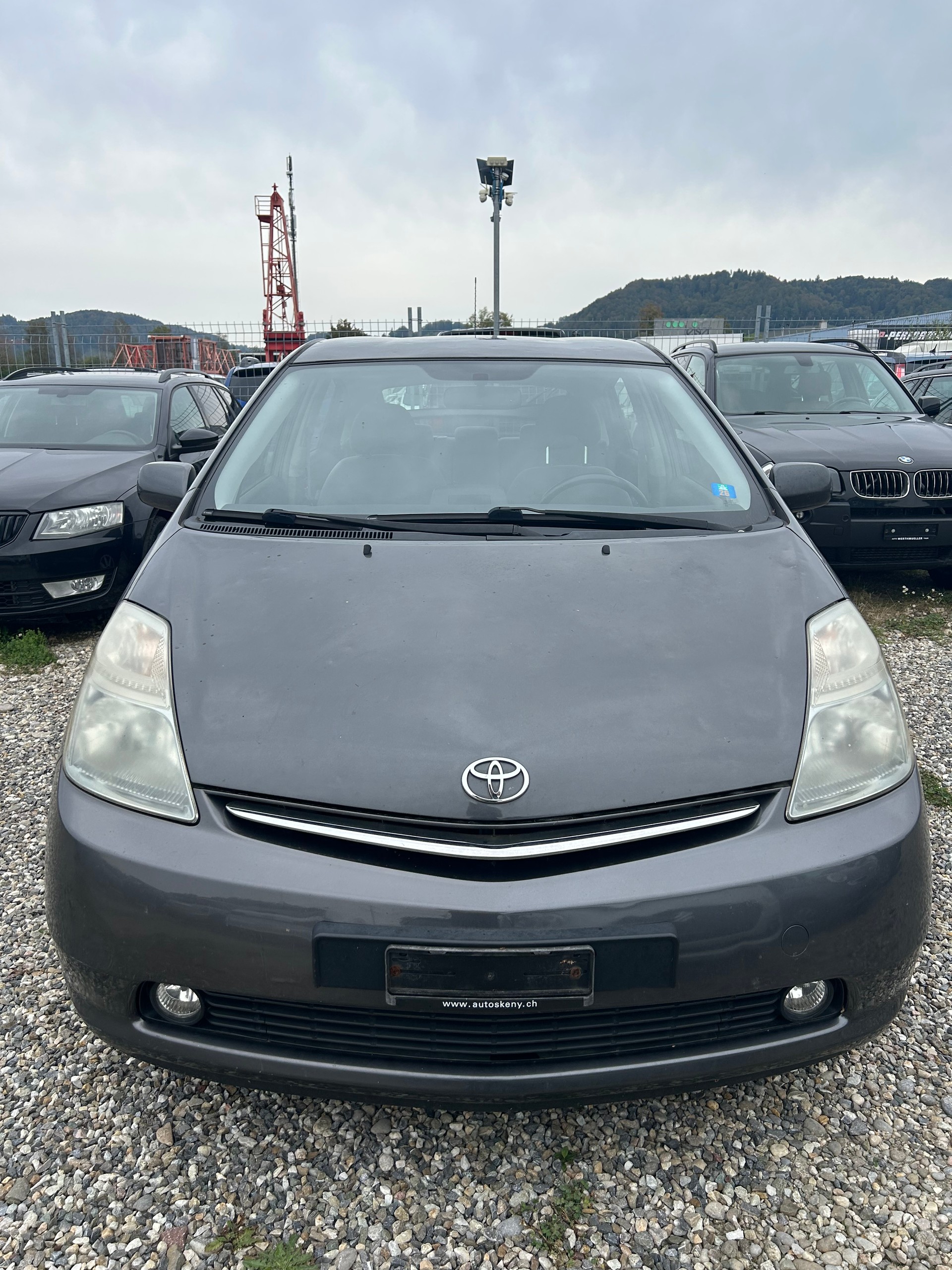 TOYOTA Prius 1.5 16V Hybrid-image-1