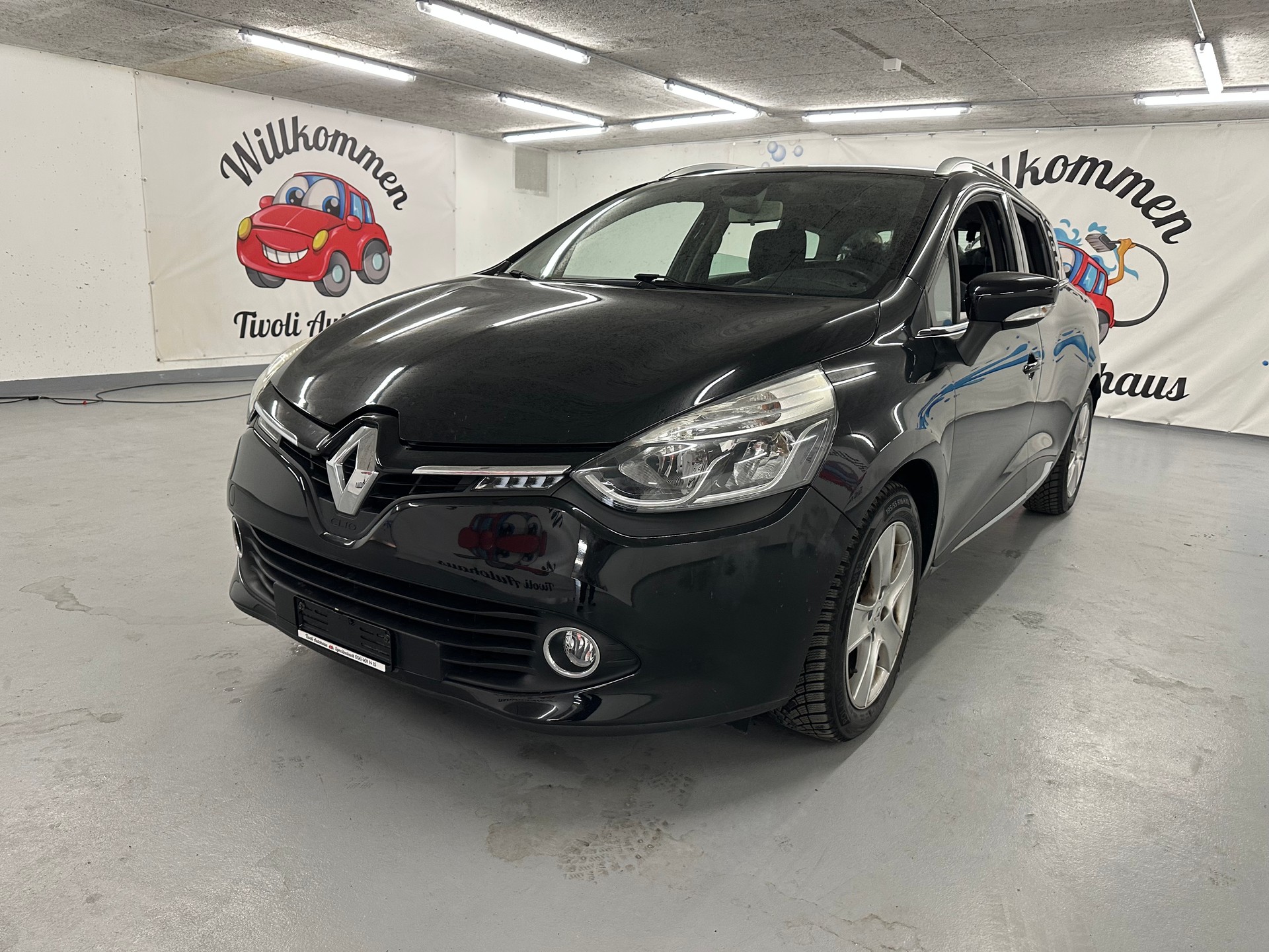 RENAULT Clio Grandtour 1.2 16V T Swiss Edition EDC-image-0