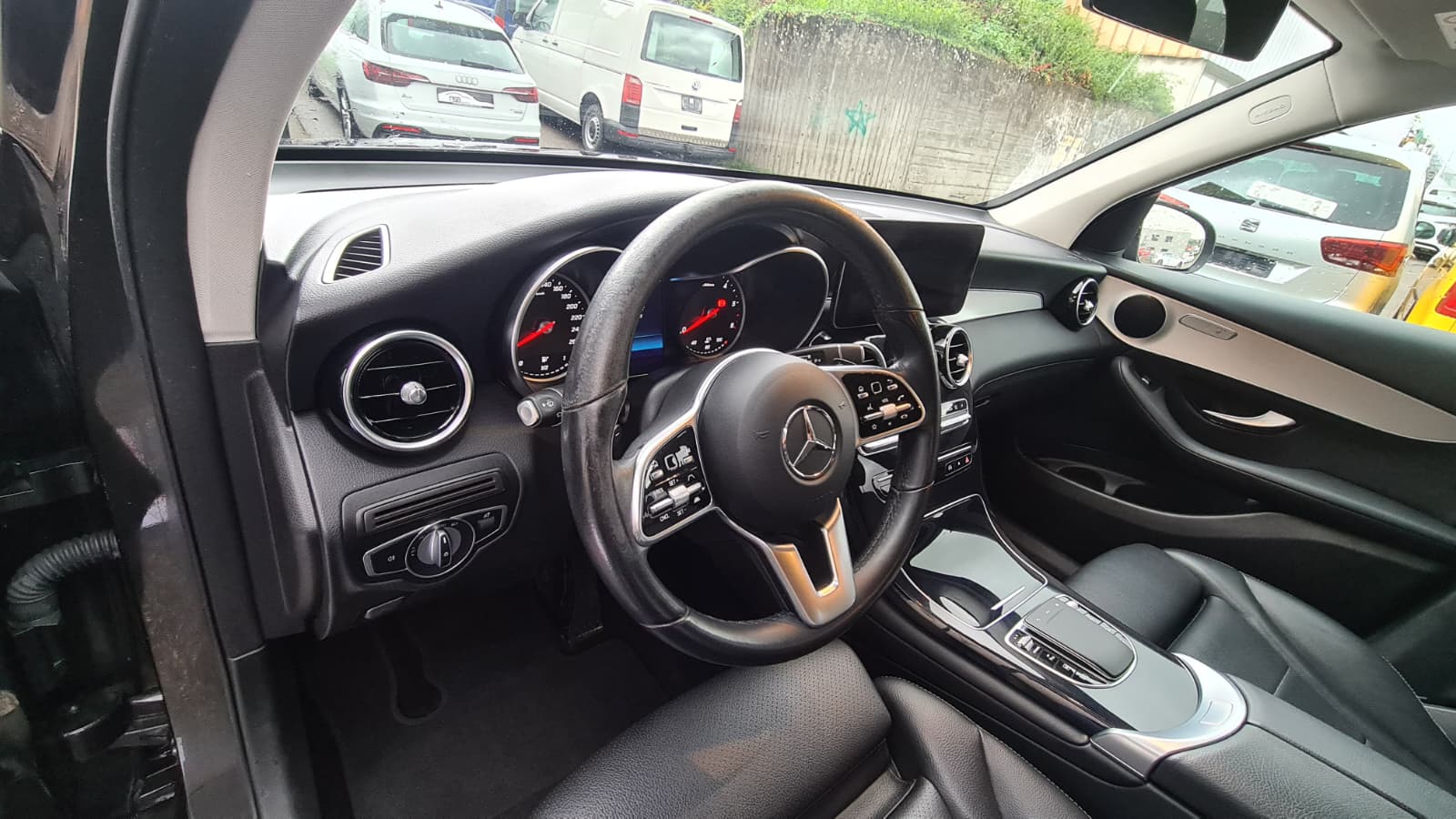 MERCEDES-BENZ GLC 220 d 4Matic 9G-Tronic ** Voll-Leder ** Gr-Navi ** RF-Kamera ** Sitzheizung ** Tempomat ** Abstandsregelsysteme ** Ab MFK-image-17