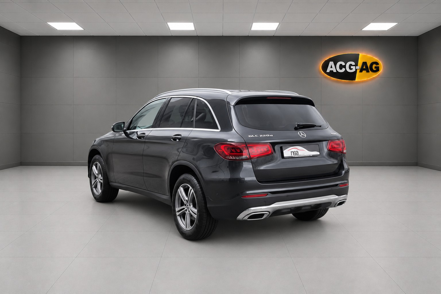 MERCEDES-BENZ GLC 220 d 4Matic 9G-Tronic ** Voll-Leder ** Gr-Navi ** RF-Kamera ** Sitzheizung ** Tempomat ** Abstandsregelsysteme ** Ab MFK-image-3