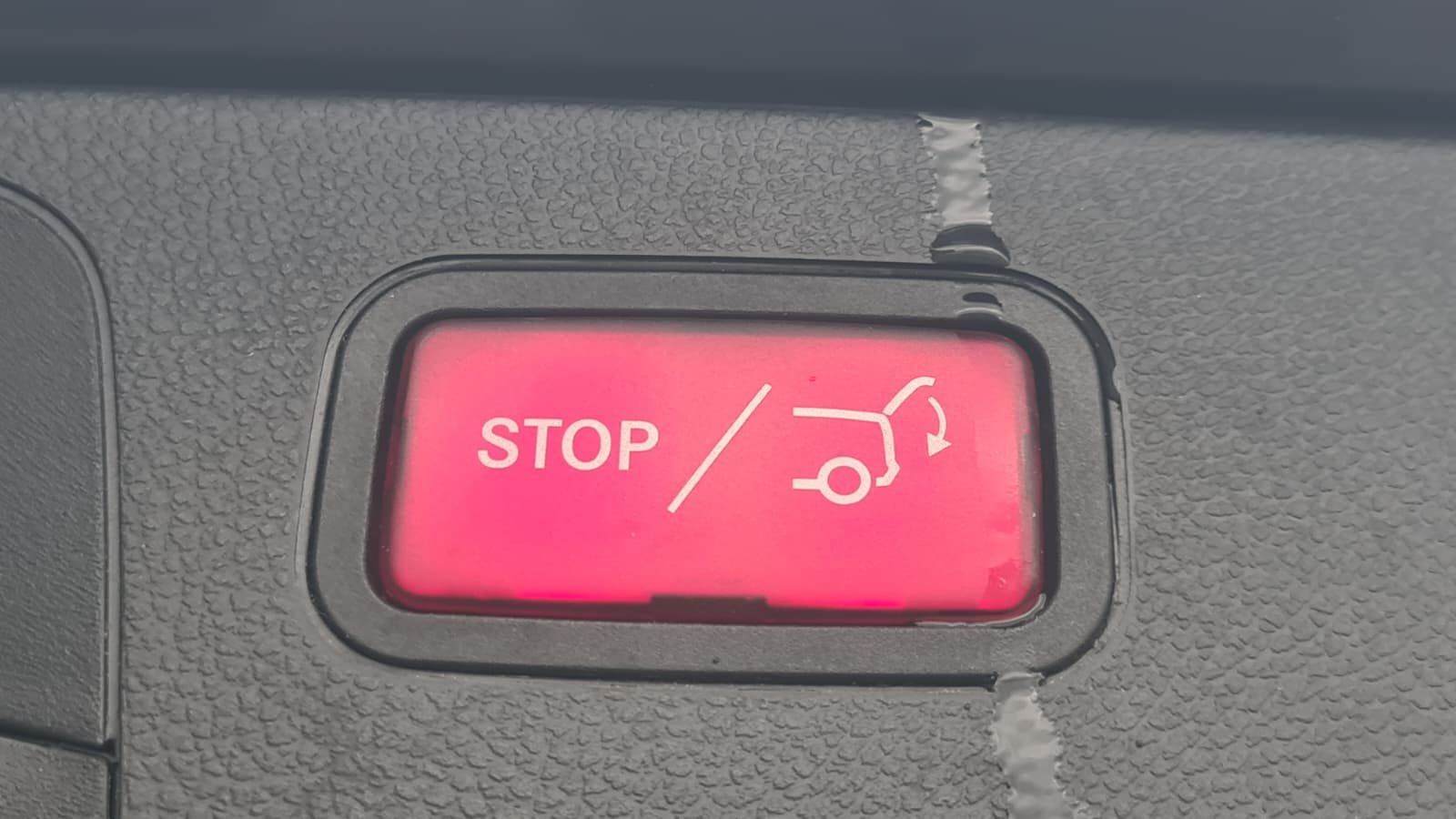 MERCEDES-BENZ GLC 220 d 4Matic 9G-Tronic ** Voll-Leder ** Gr-Navi ** RF-Kamera ** Sitzheizung ** Tempomat ** Abstandsregelsysteme ** Ab MFK-image-9