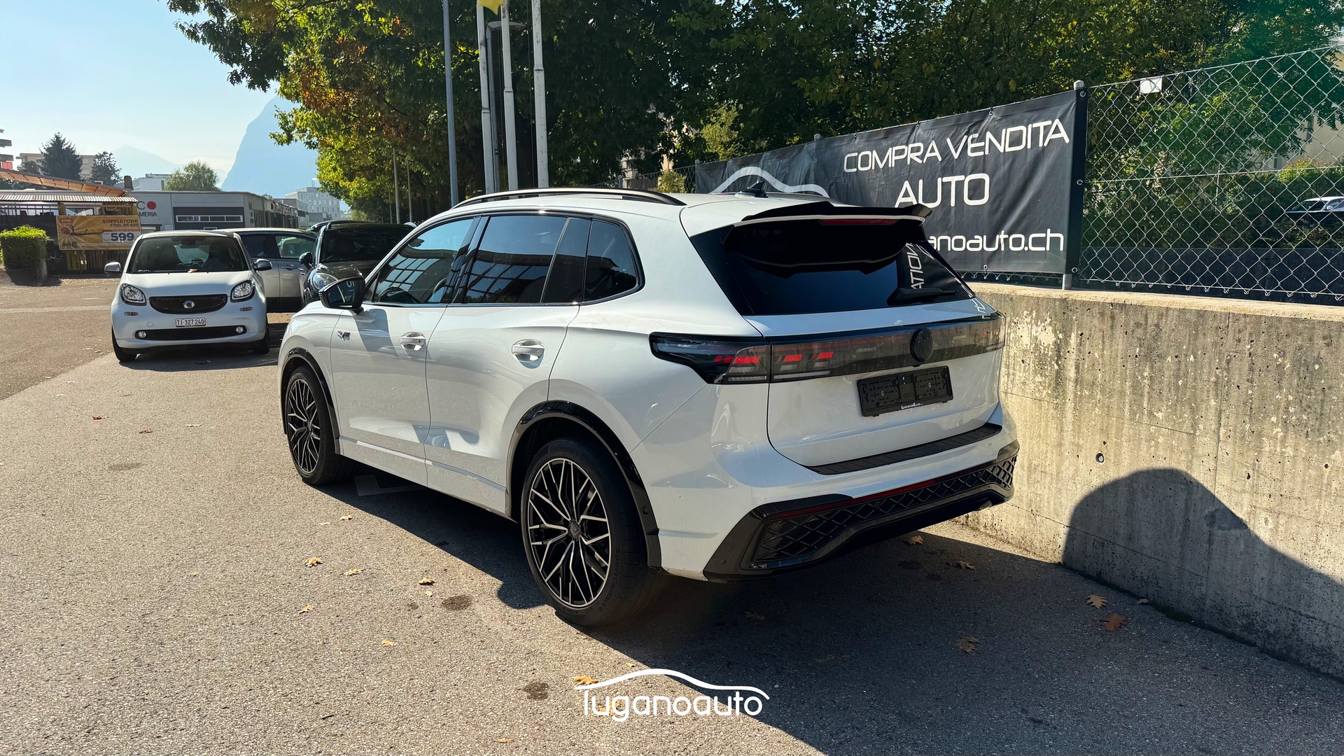 VW Tiguan 2.0 TSI United DSG 4Motion-image-5