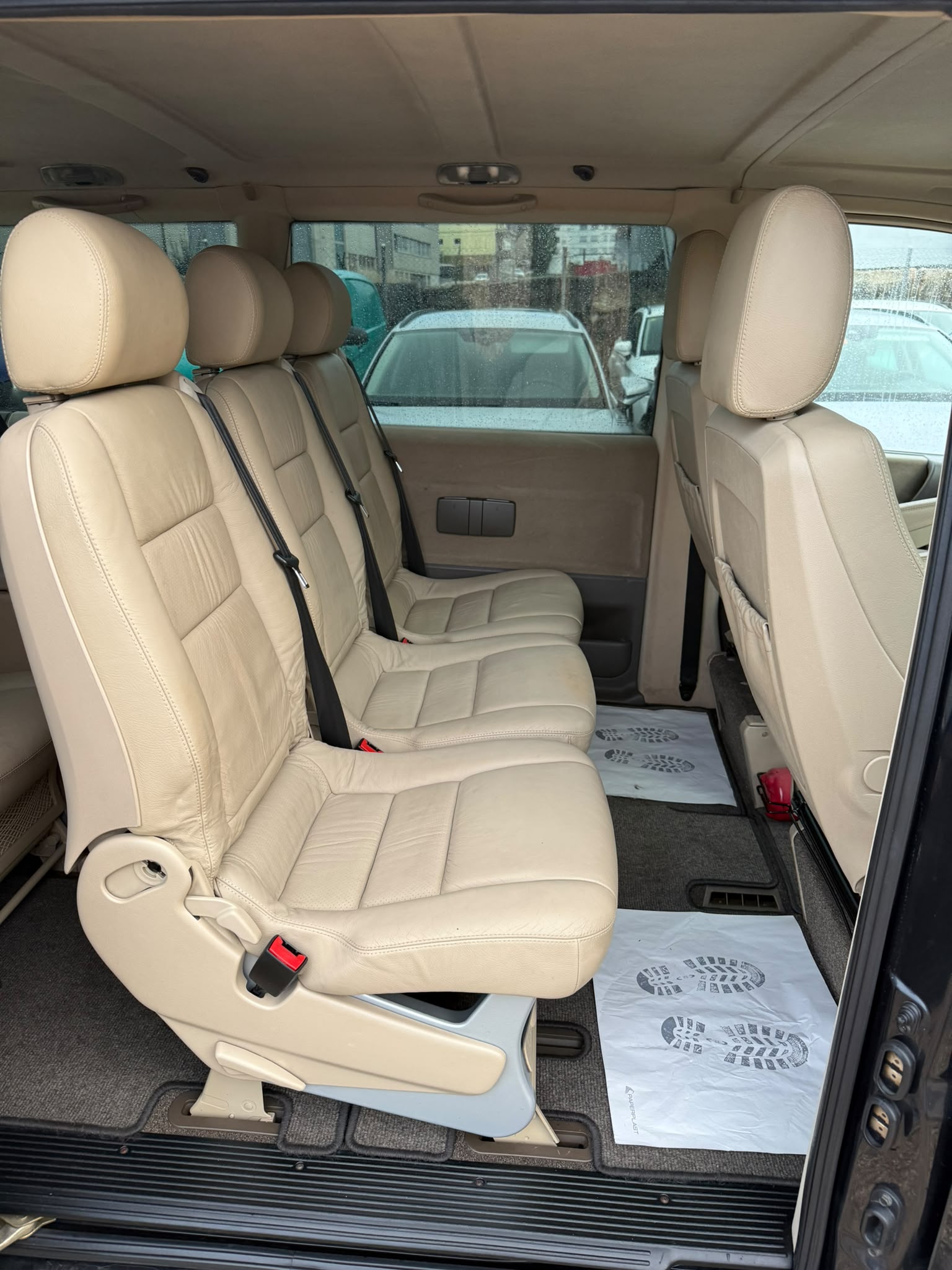 MERCEDES-BENZ V 220-image-7