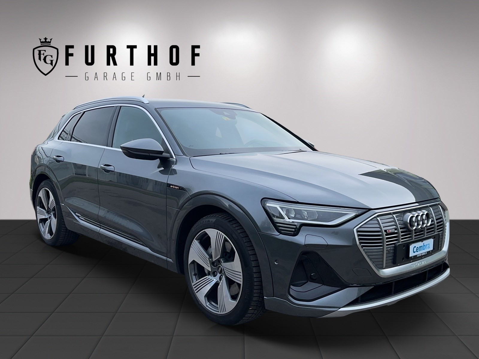 AUDI e-tron 55 S Line quattro-image-1