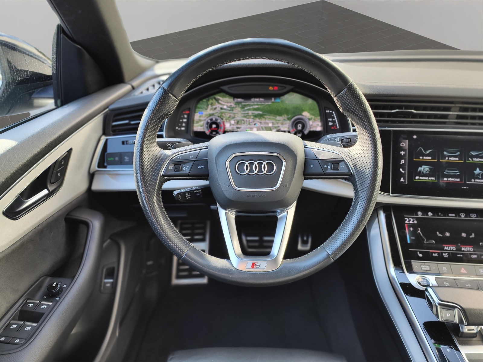 AUDI Q8 45 TDI Black Edition quattro tiptronic-image-8