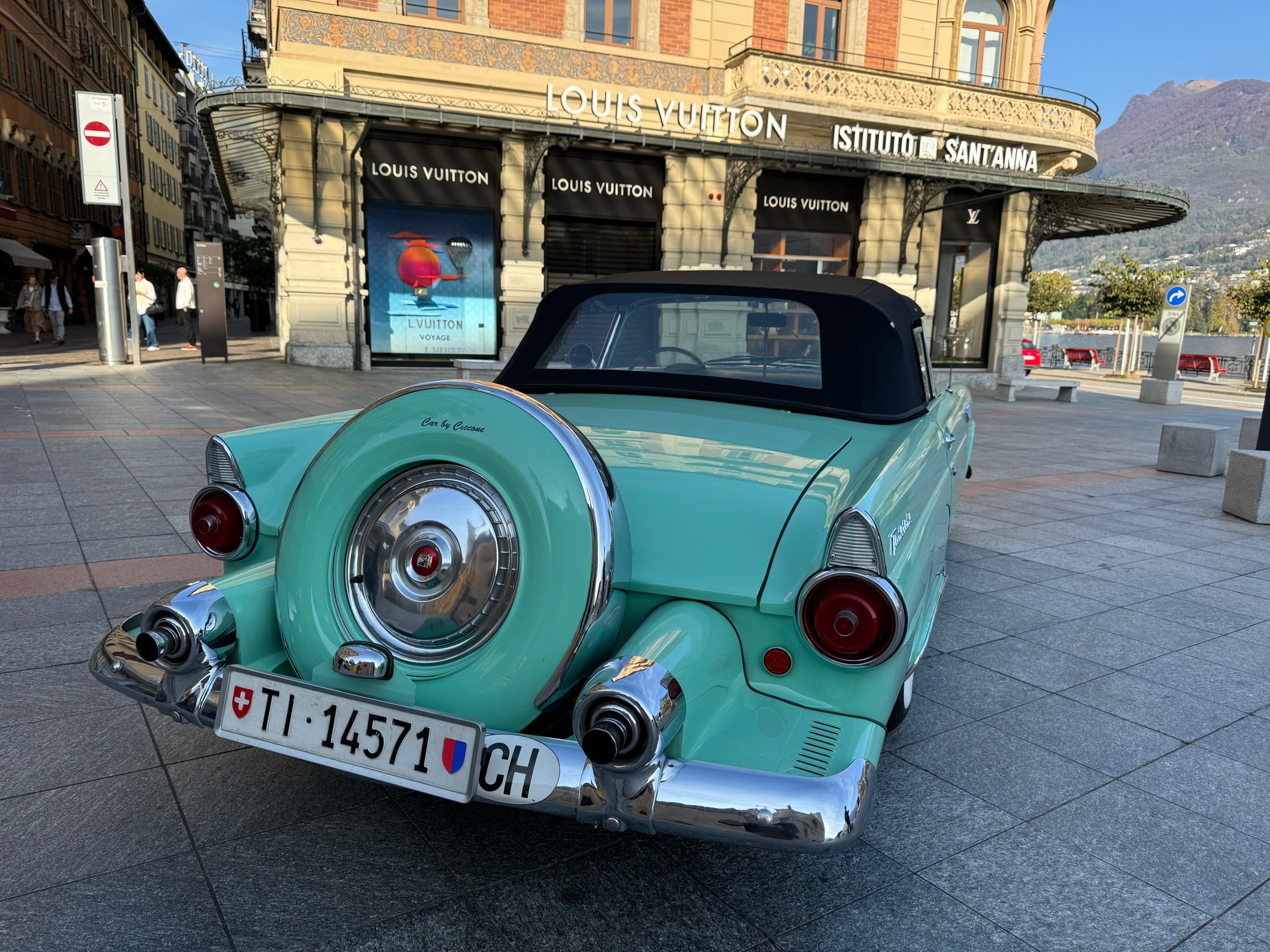 FORD Thunderbird 4.8-image-8