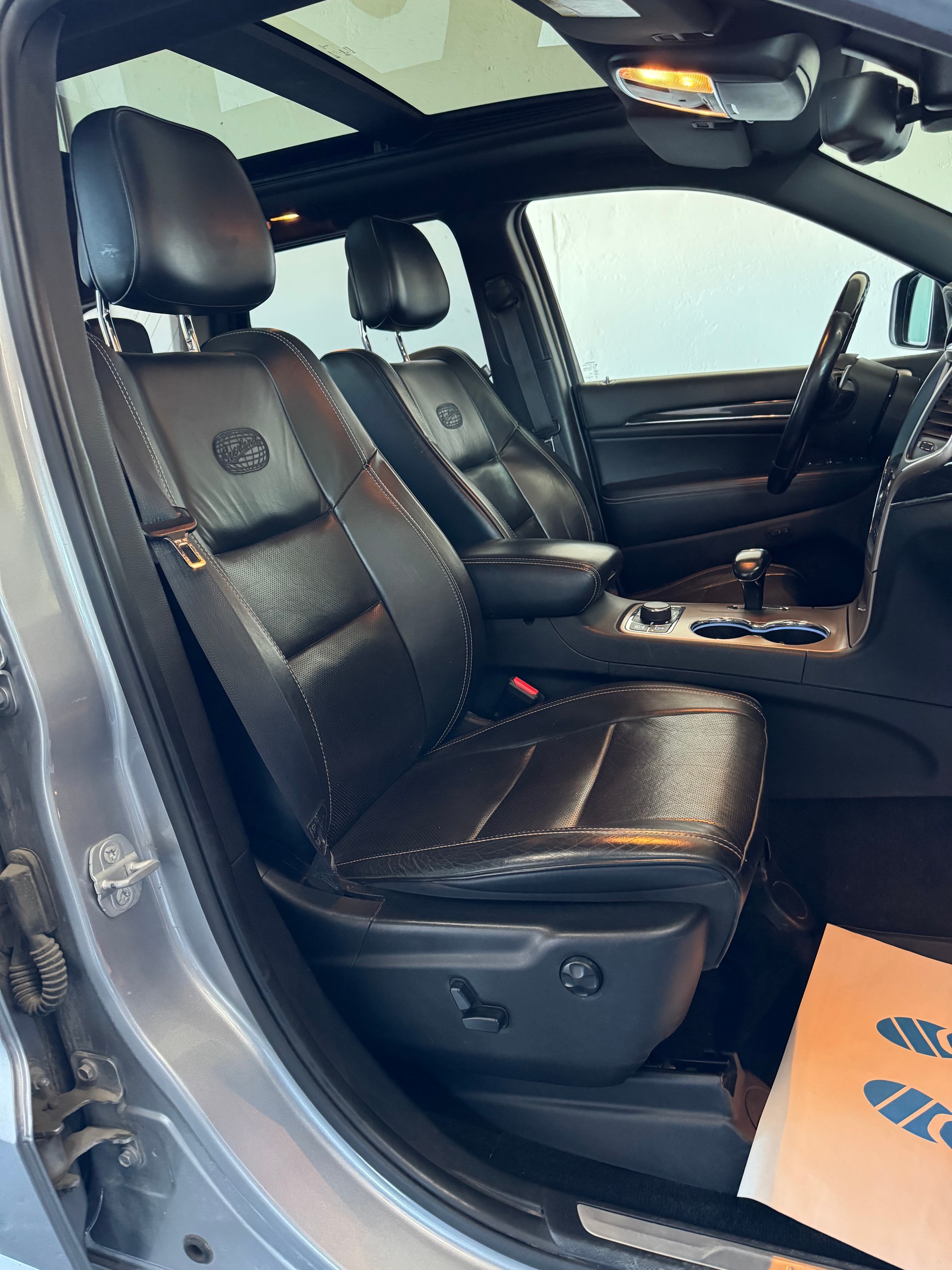 JEEP Grand Cherokee 3.0 CRD Overland Automatic-image-24