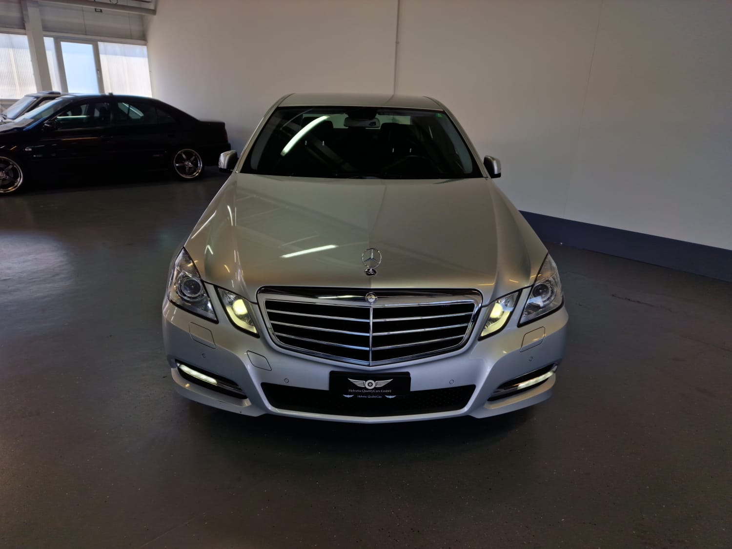 MERCEDES-BENZ E 350 Avantgarde 4Matic 7G-Tronic-image-5