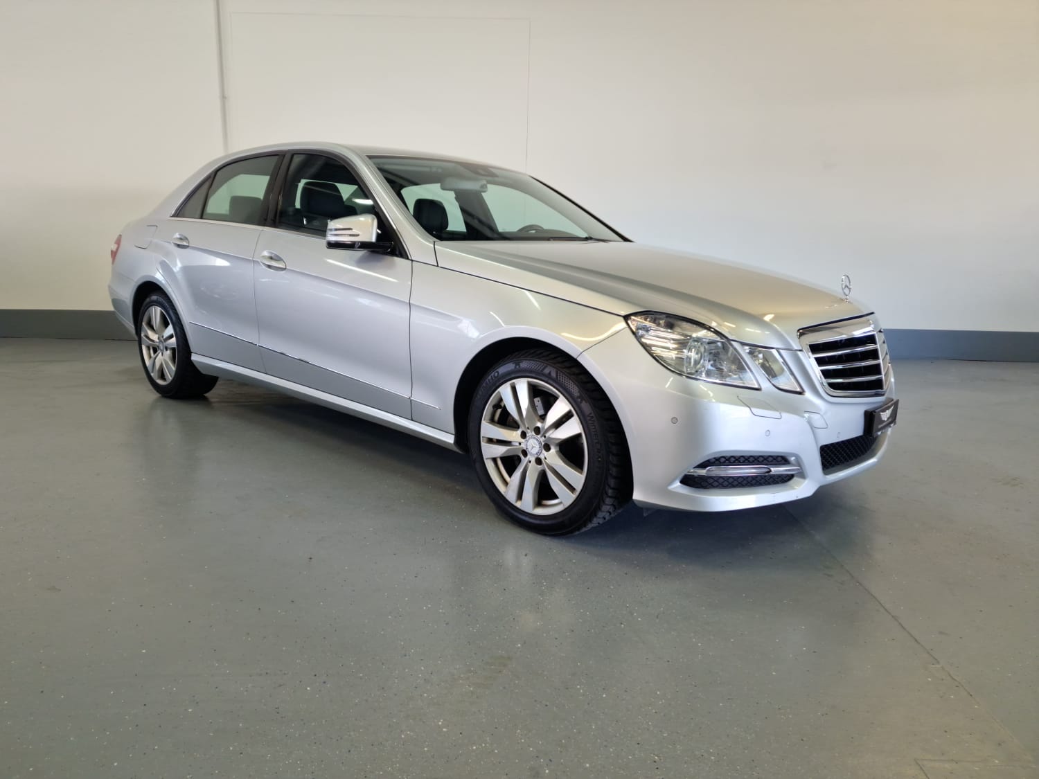 MERCEDES-BENZ E 350 Avantgarde 4Matic 7G-Tronic-image-2