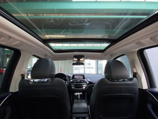 BMW X3 30i xDrive-image-9