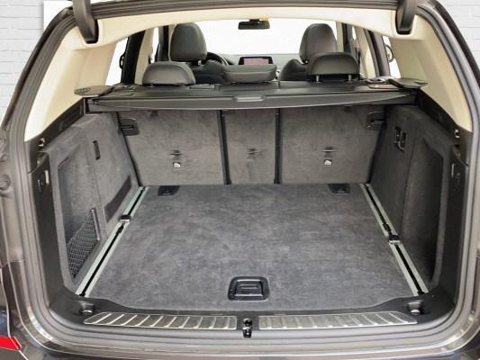 BMW X3 30i xDrive-image-8