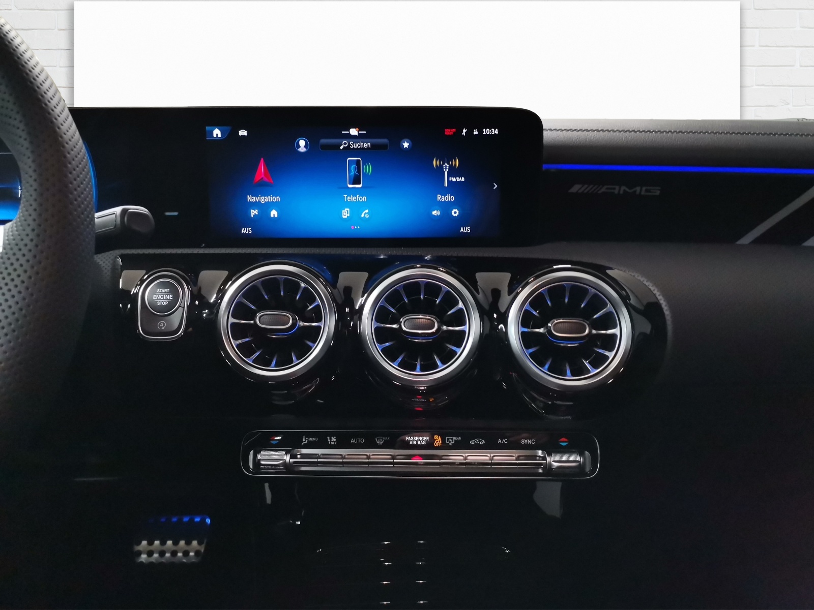 MERCEDES-BENZ AMG A 35 4Matic-image-8