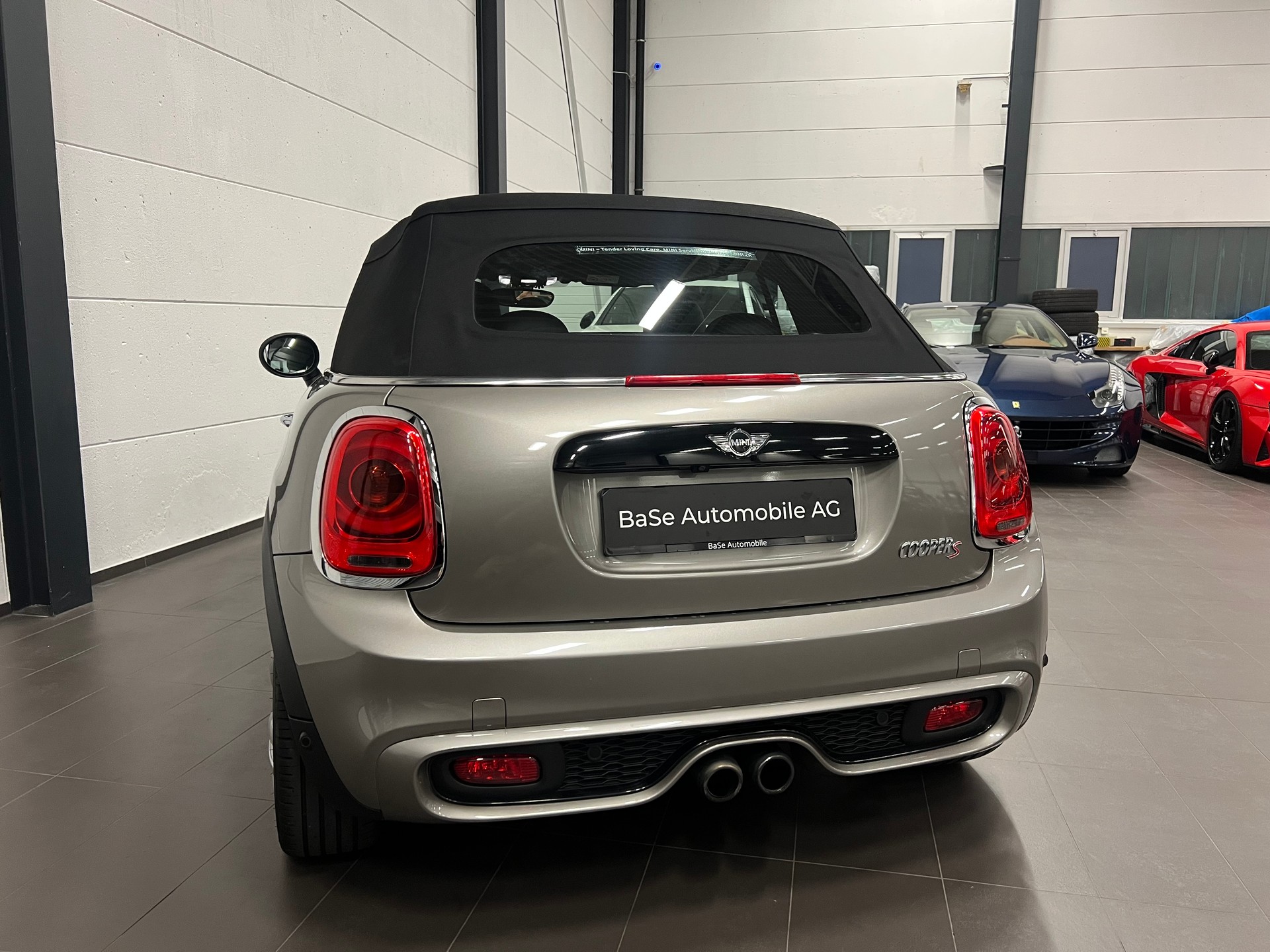 MINI Cooper S Cabriolet Steptronic-image-16