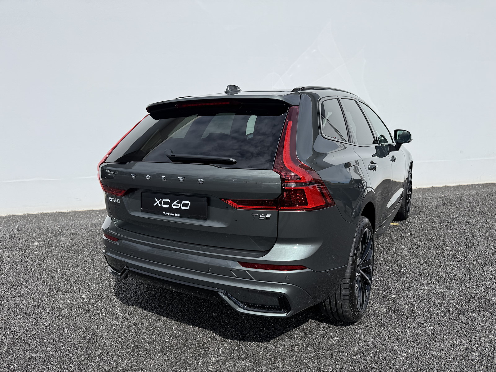 VOLVO XC60 2.0 T6 TE Ultra Dark eAWD-image-6