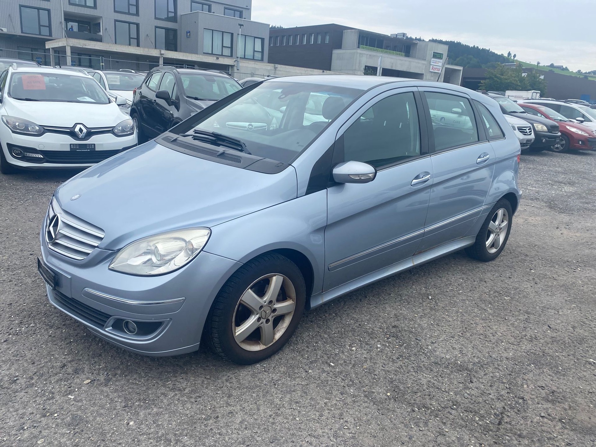 MERCEDES-BENZ B 170