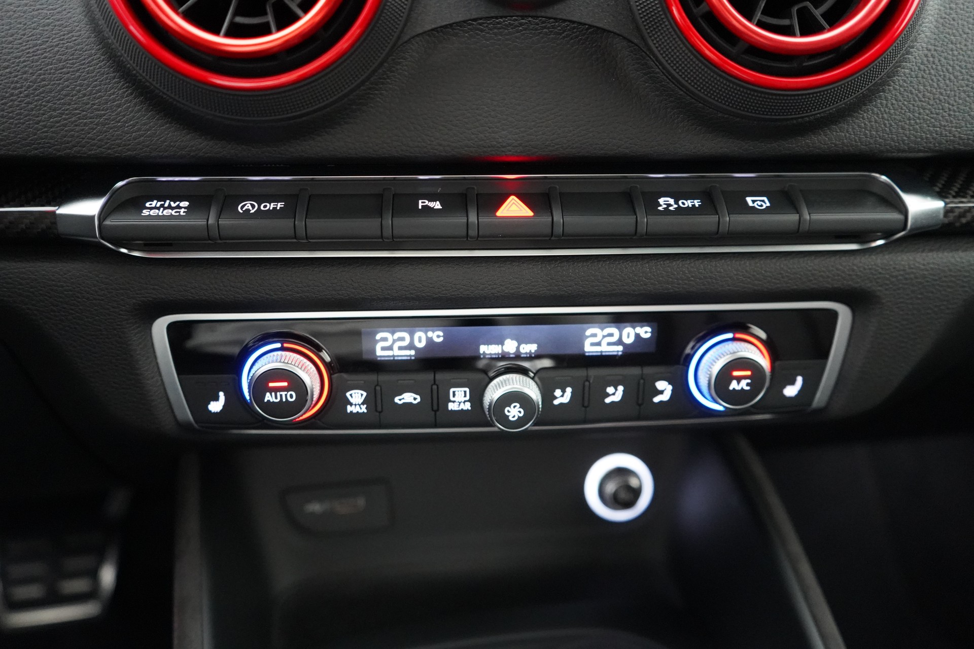 AUDI RS3 Lim. 2.5 TSI quattro-image-10