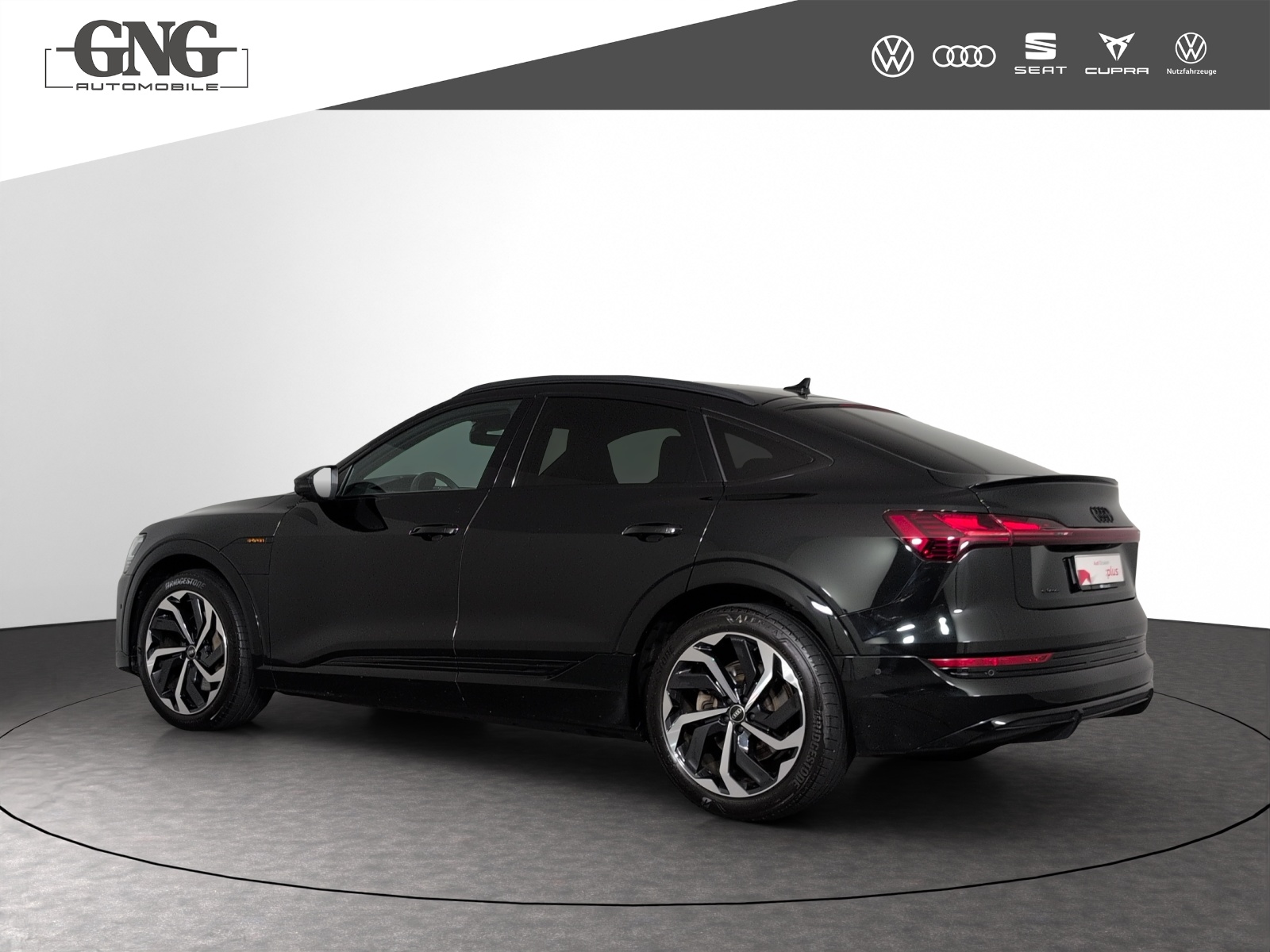 AUDI e-tron 55 Sportback S Line Black Edition quattro-image-1