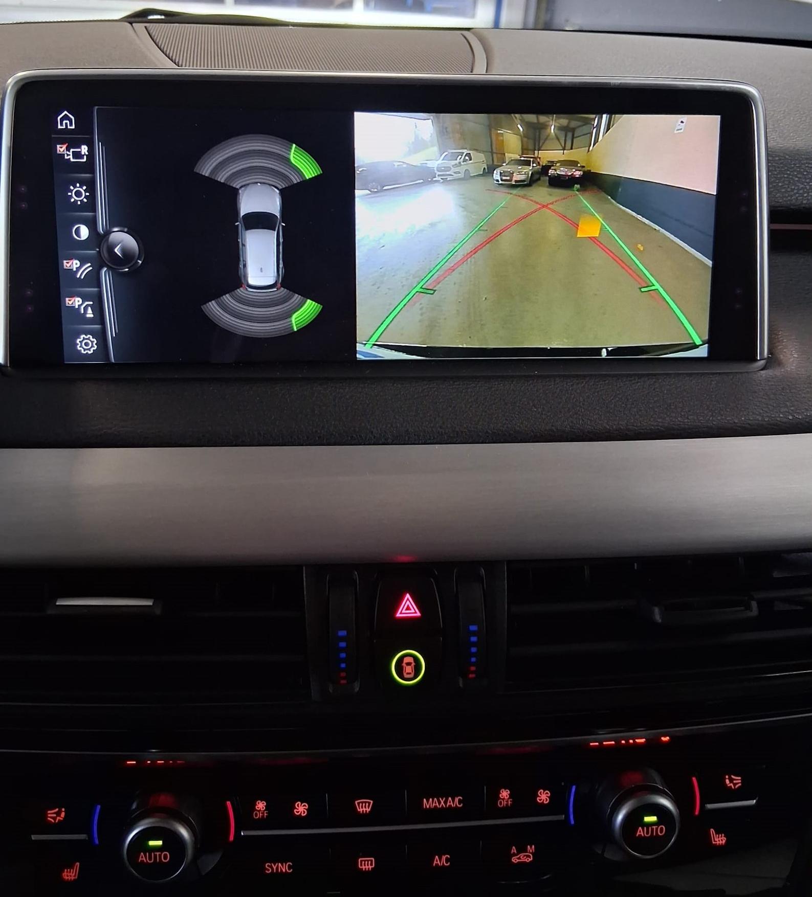 BMW X5 40e xDrive paddles-image-16