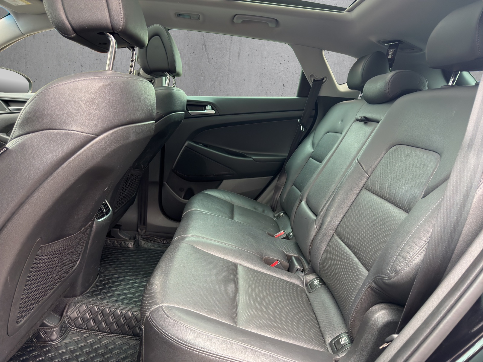 HYUNDAI Tucson 2.0 CRDI Vertex 4WD Automatic-image-11
