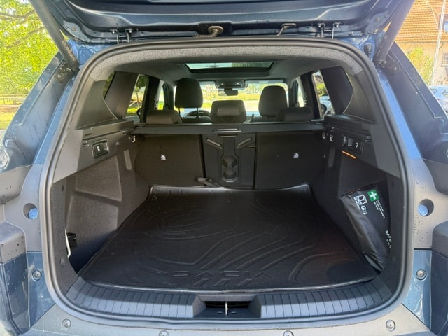 DACIA Bigster TCe 130 48V Extreme 4x4-image-11