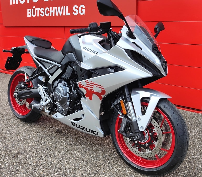 SUZUKI 8R-showroom-element-1